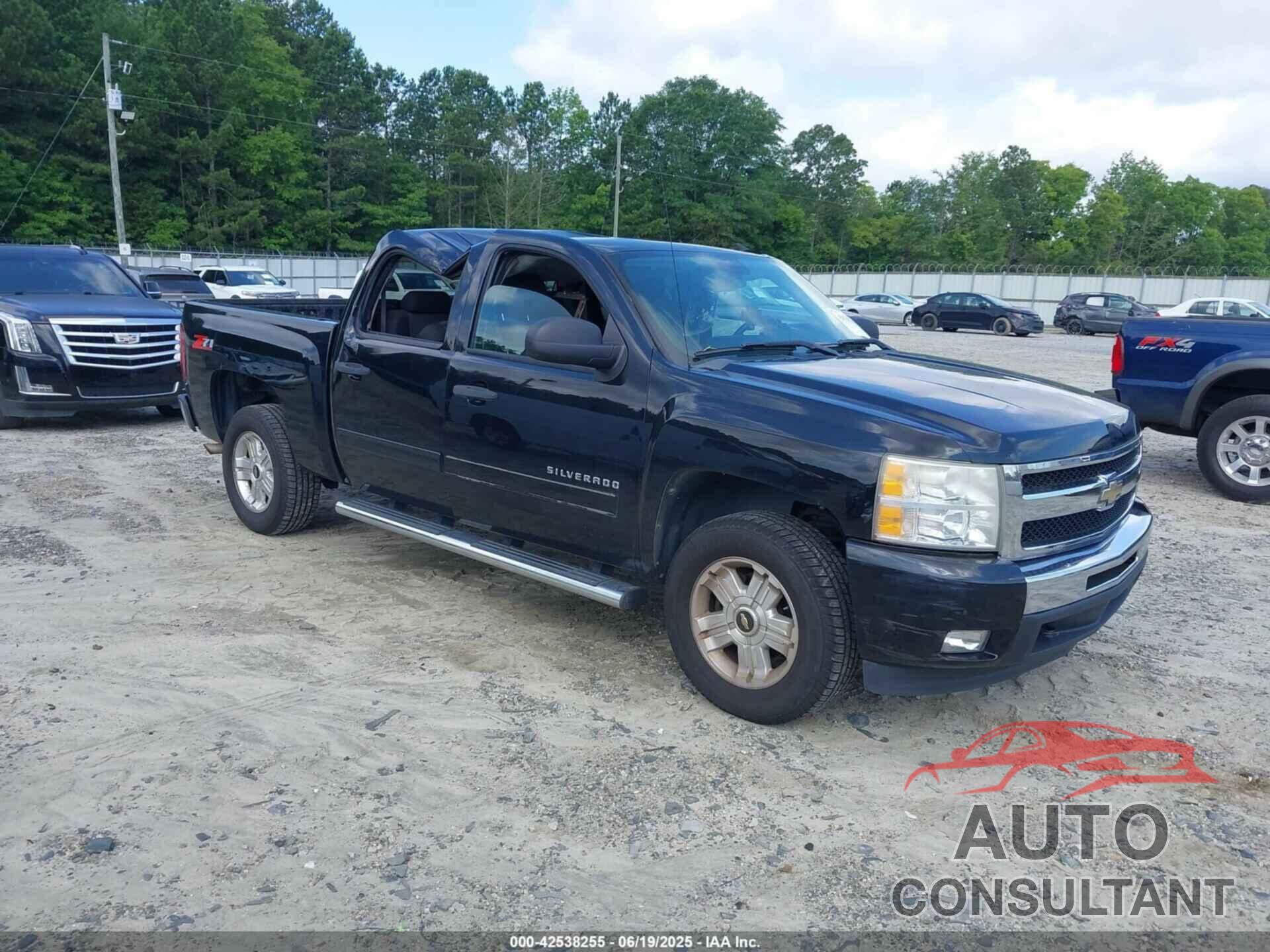 CHEVROLET SILVERADO 1500 2011 - 3GCPCSE02BG354255