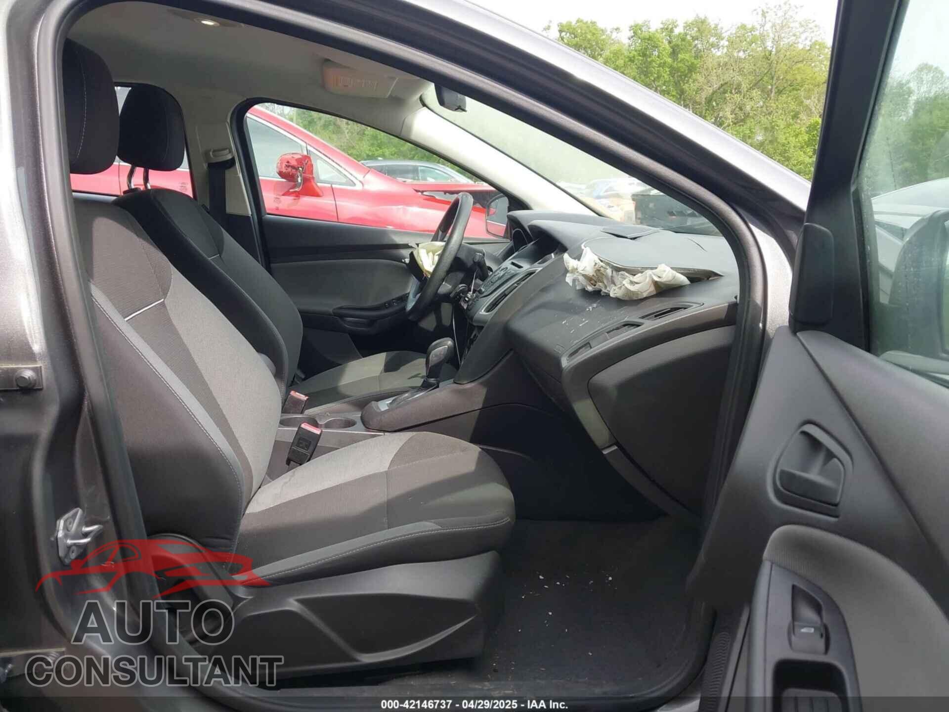 FORD FOCUS 2012 - 1FAHP3F27CL118287