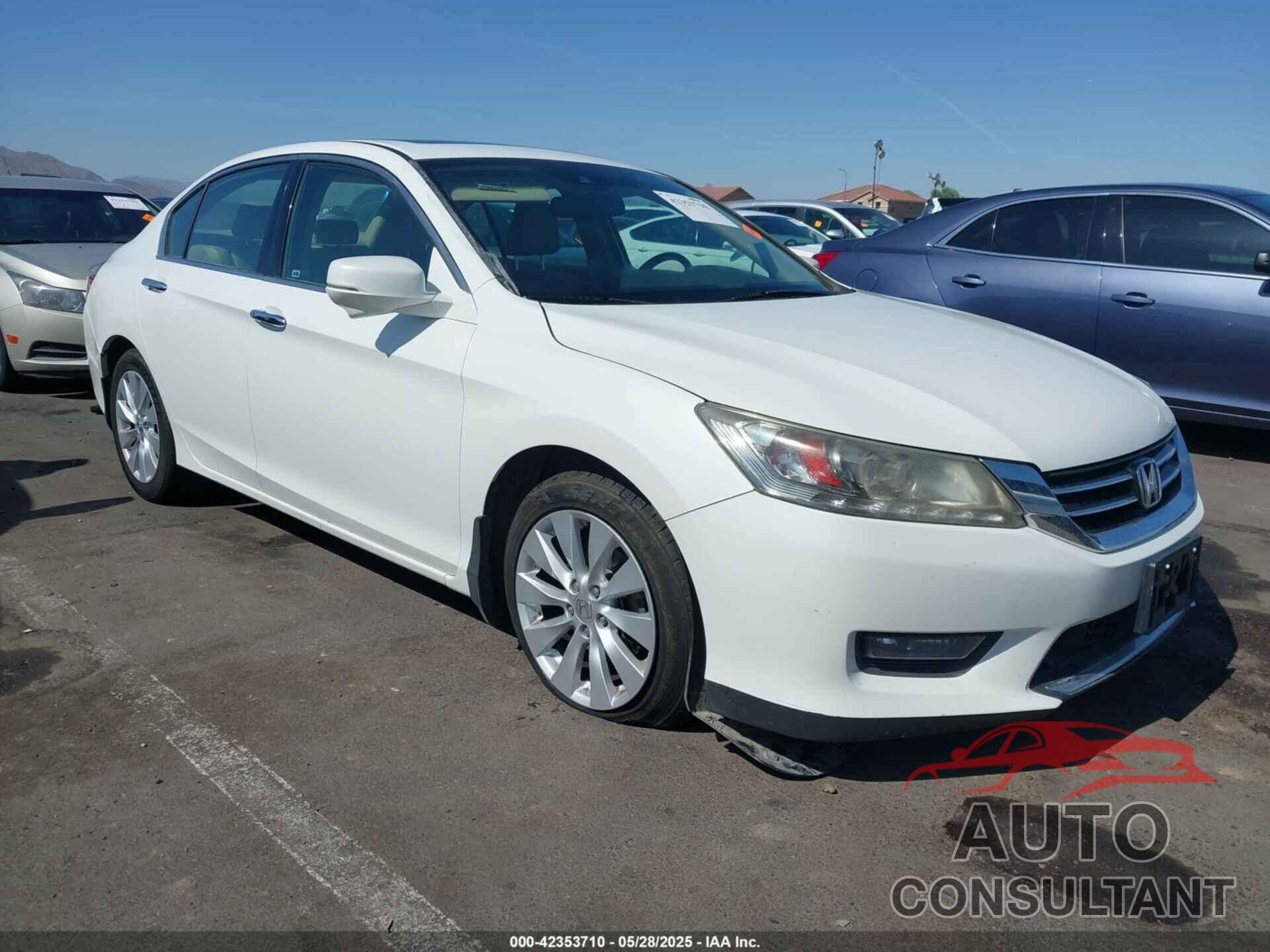 HONDA ACCORD 2015 - 1HGCR3F90FA000028