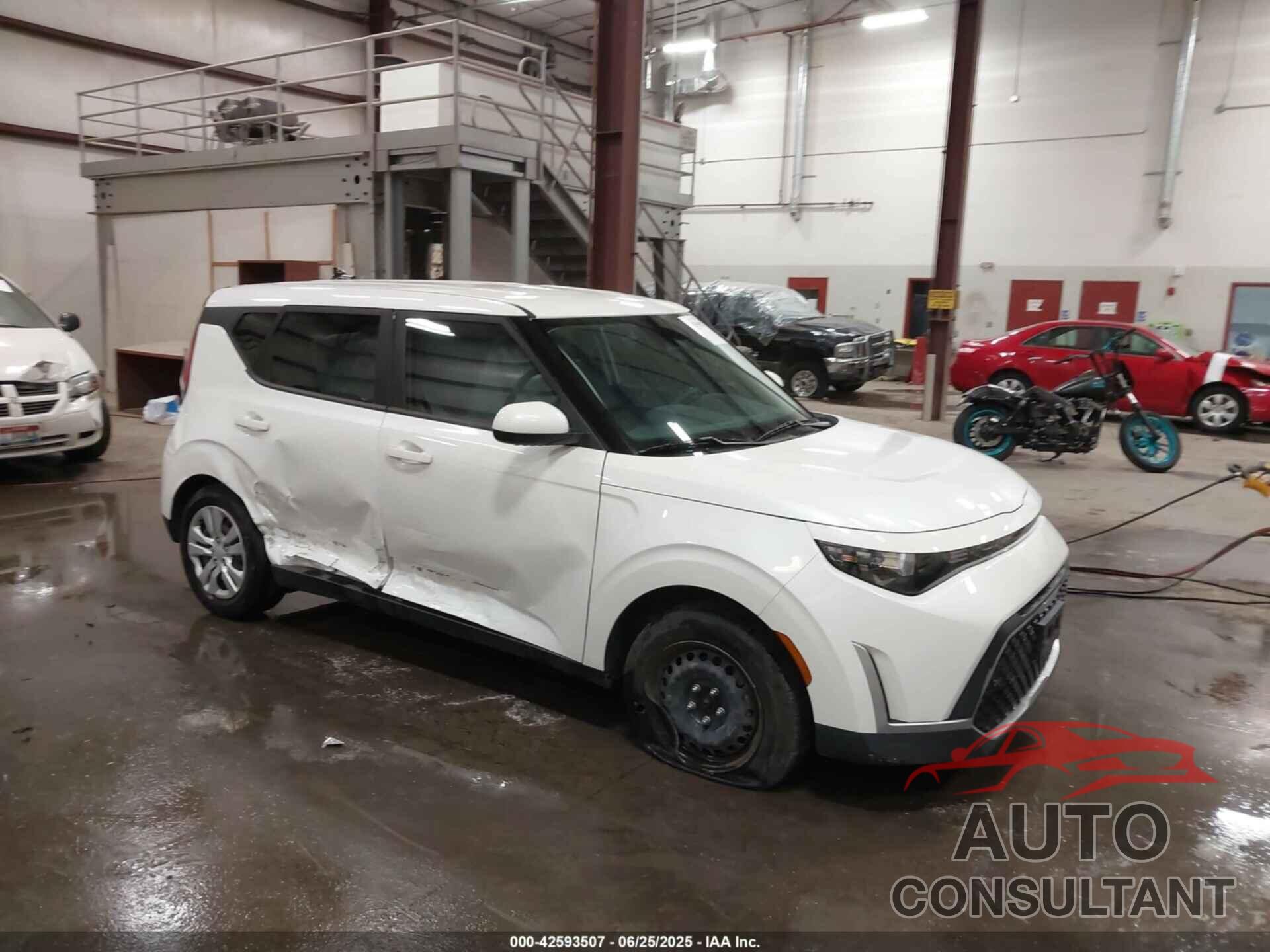 KIA SOUL 2023 - KNDJ23AU1P7872965