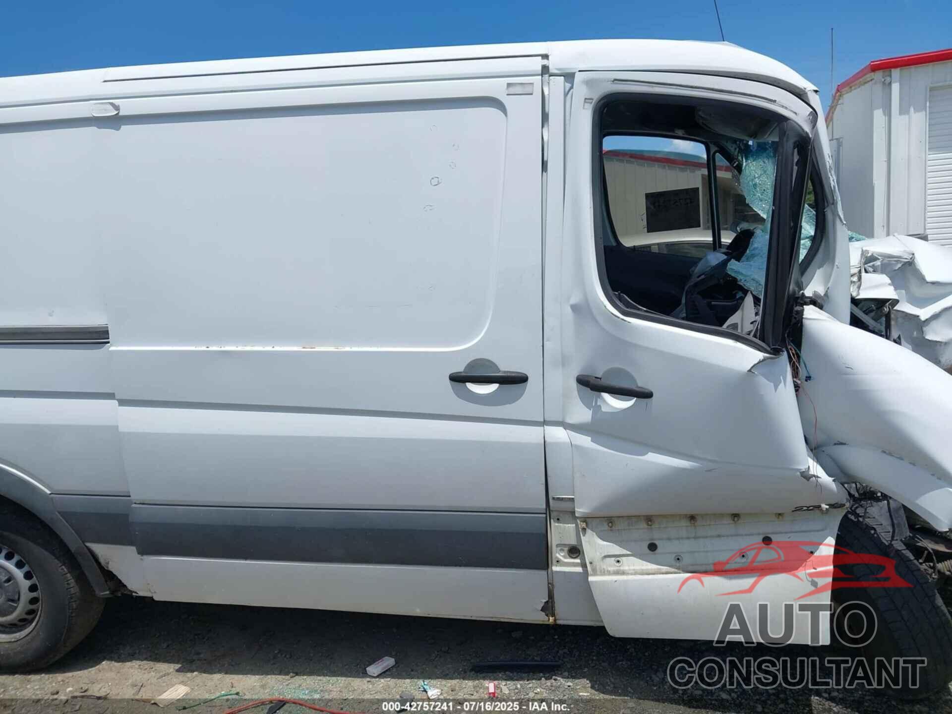 MERCEDES-BENZ SPRINTER VAN 2500 2010 - WD3PE7CC9A5462487