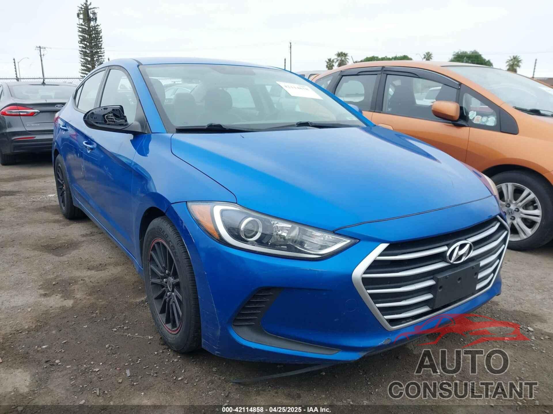 HYUNDAI ELANTRA 2017 - KMHD74LF0HU370773