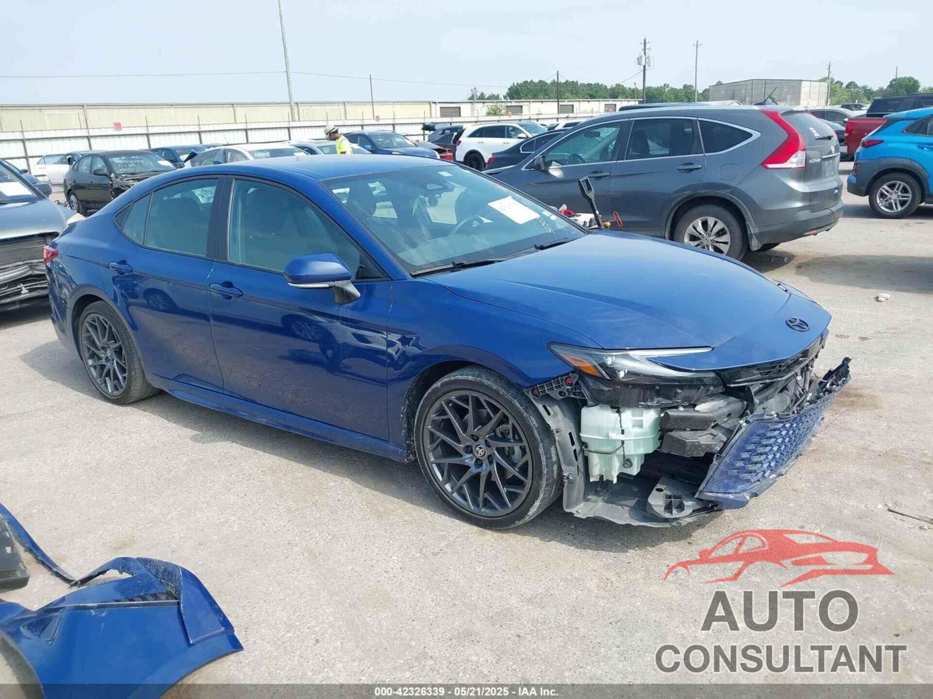 TOYOTA CAMRY 2025 - 4T1DAACK0SU019107