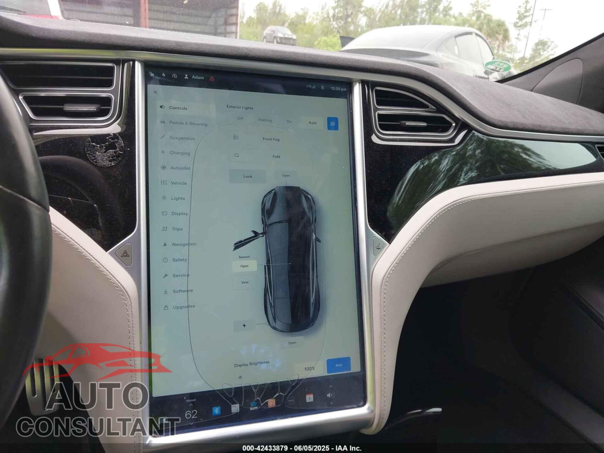 TESLA MODEL S 2015 - 5YJSA1E43FF119971