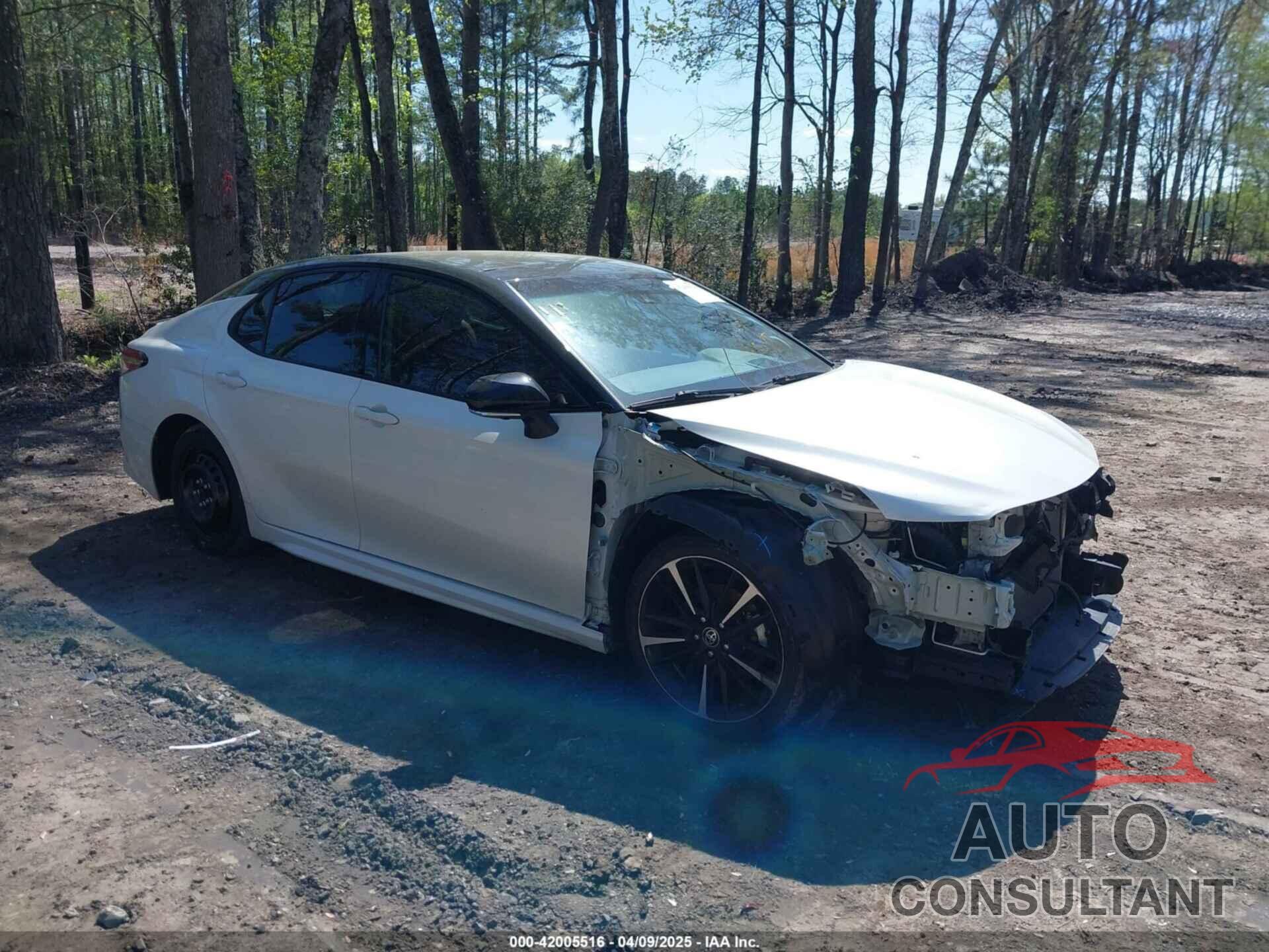 TOYOTA CAMRY 2020 - 4T1KZ1AK2LU045647