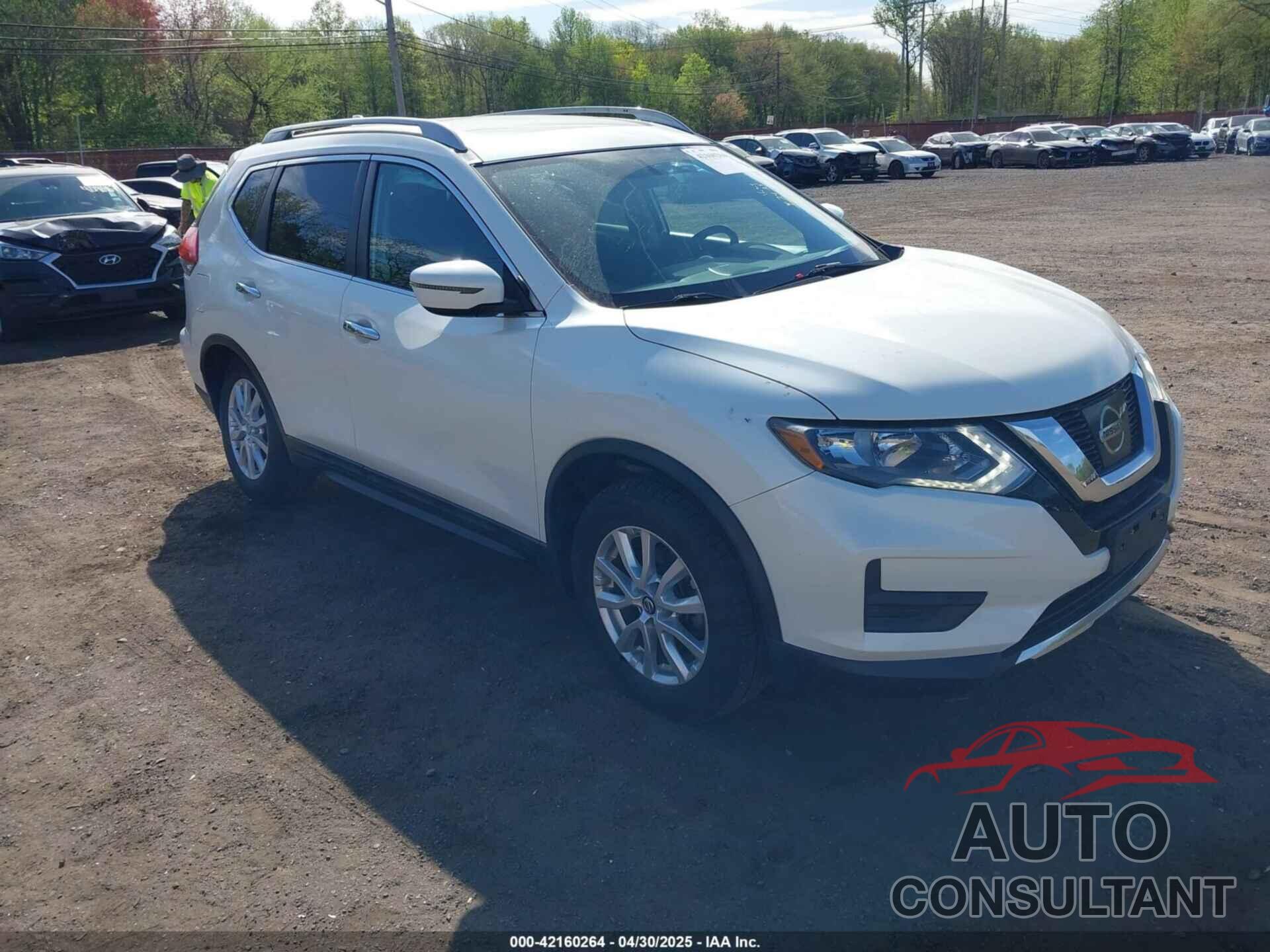 NISSAN ROGUE 2017 - 5N1AT2MV3HC831124