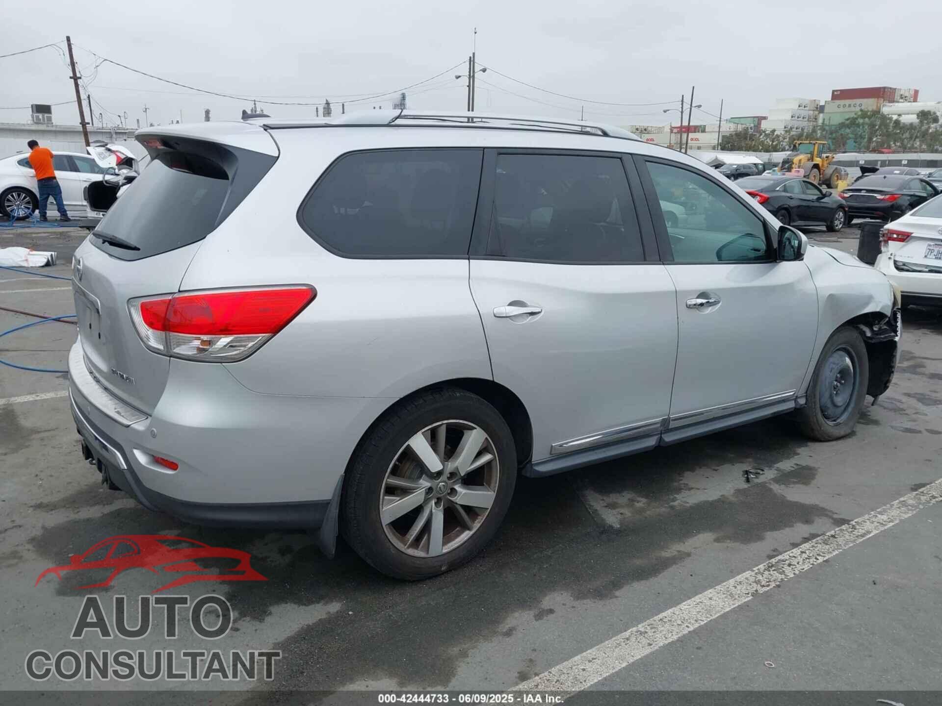 NISSAN PATHFINDER 2014 - 5N1AR2MN6EC726507
