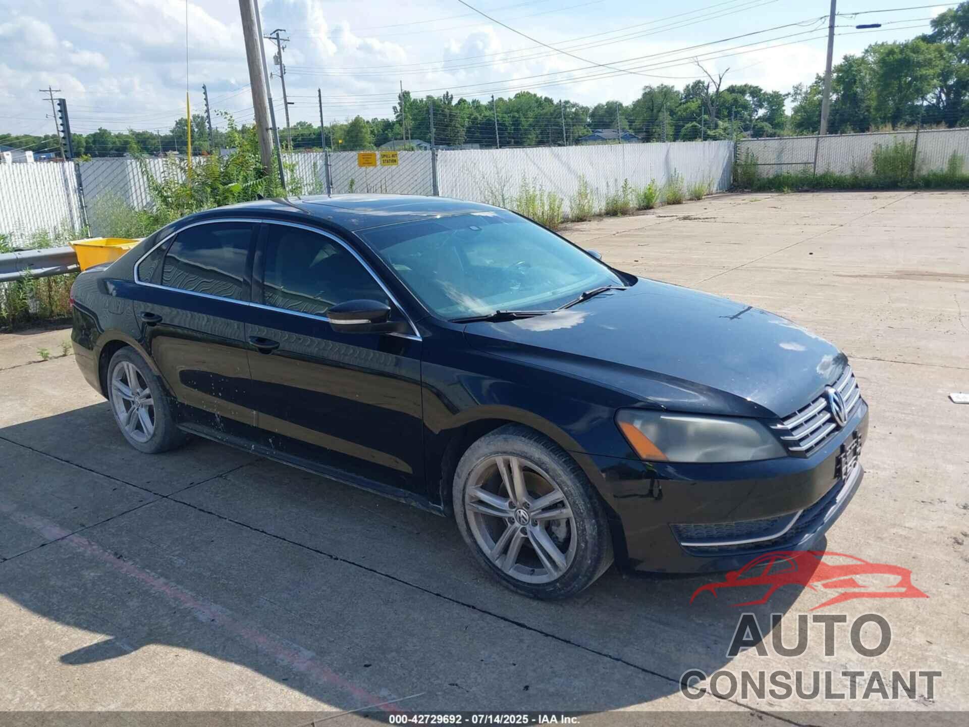 VOLKSWAGEN PASSAT 2014 - 1VWBN7A30EC082729