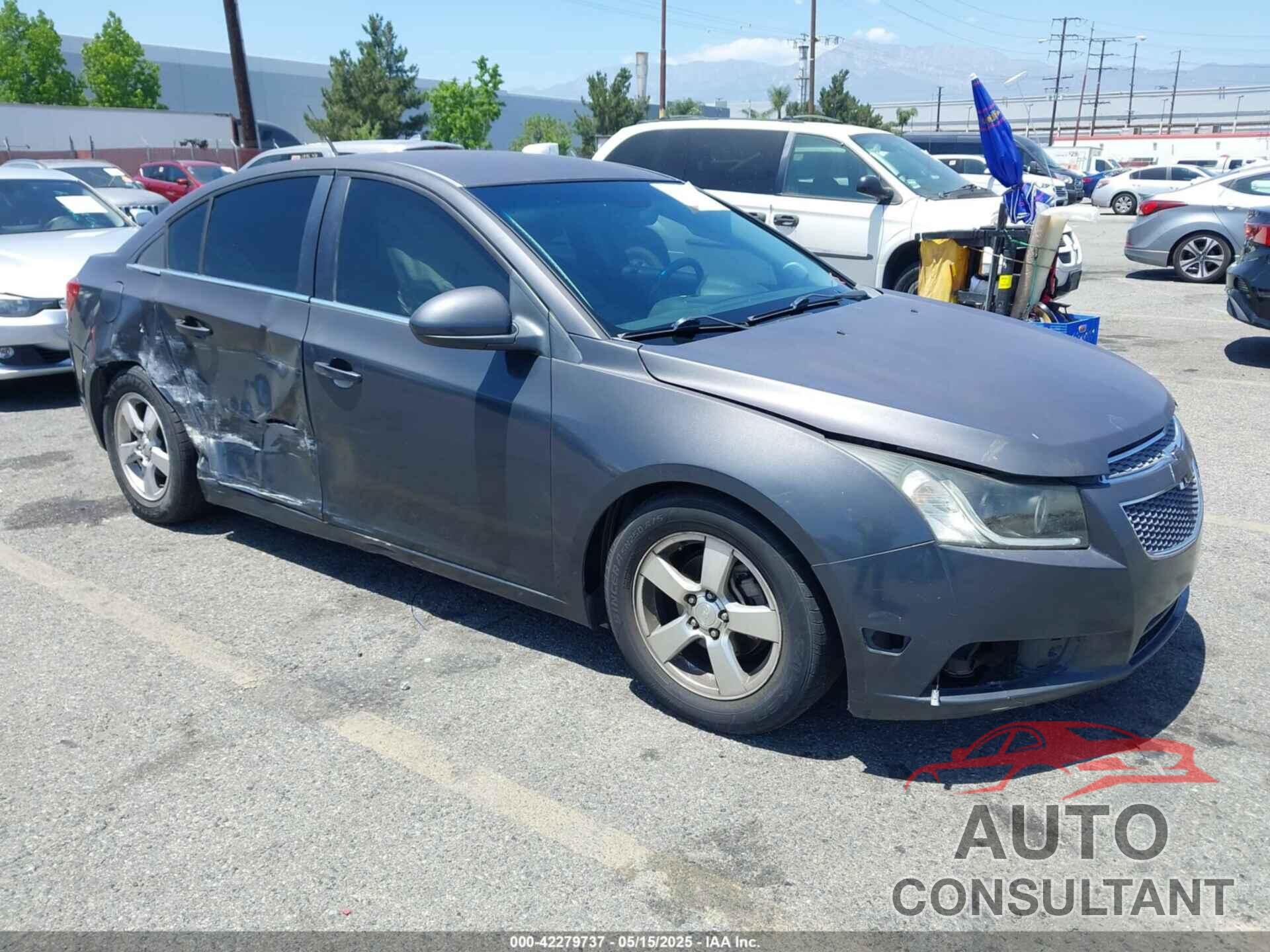 CHEVROLET CRUZE 2013 - 1G1PC5SB1D7175767