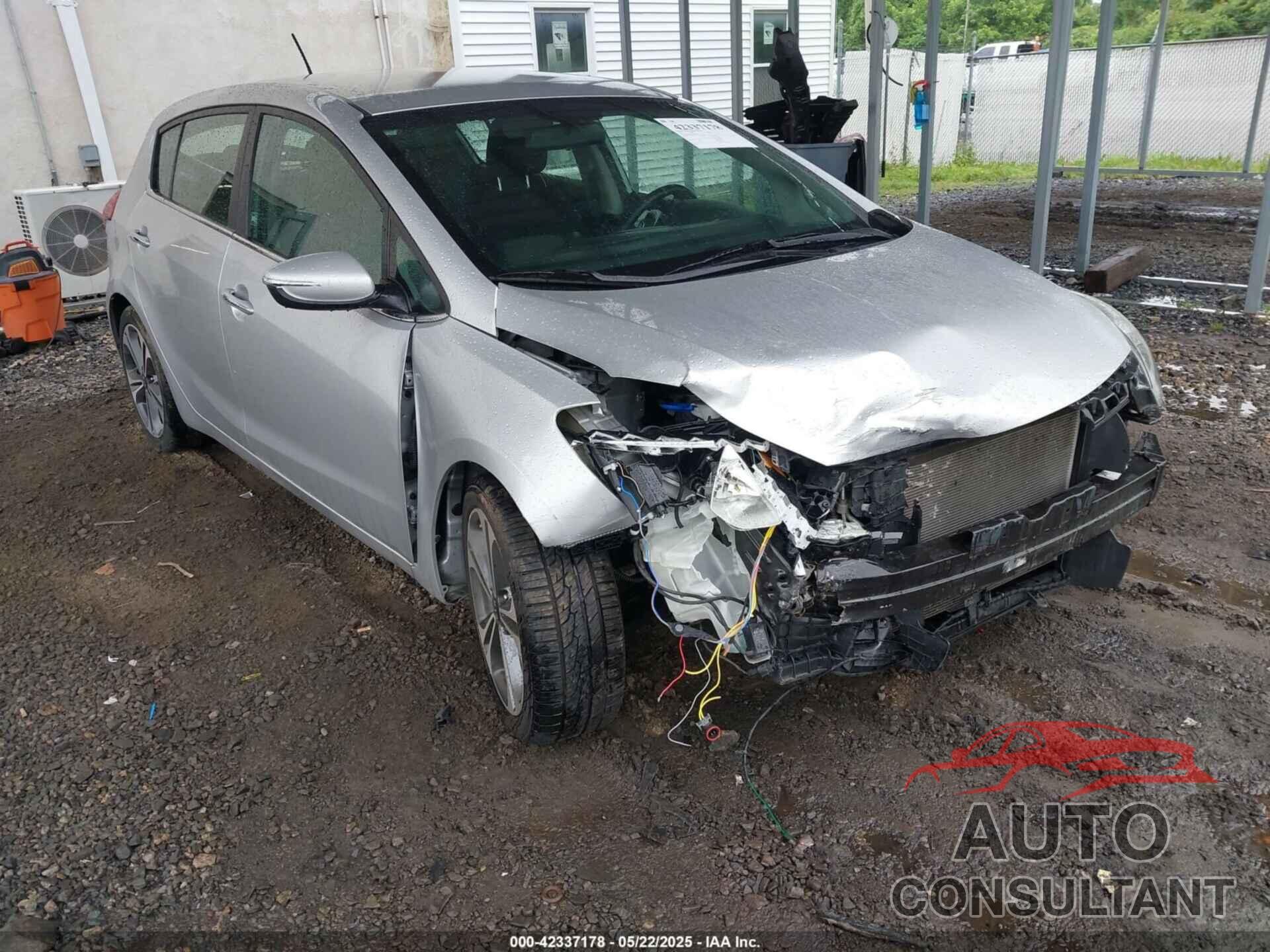 KIA FORTE 2016 - KNAFX5A8XG5629279