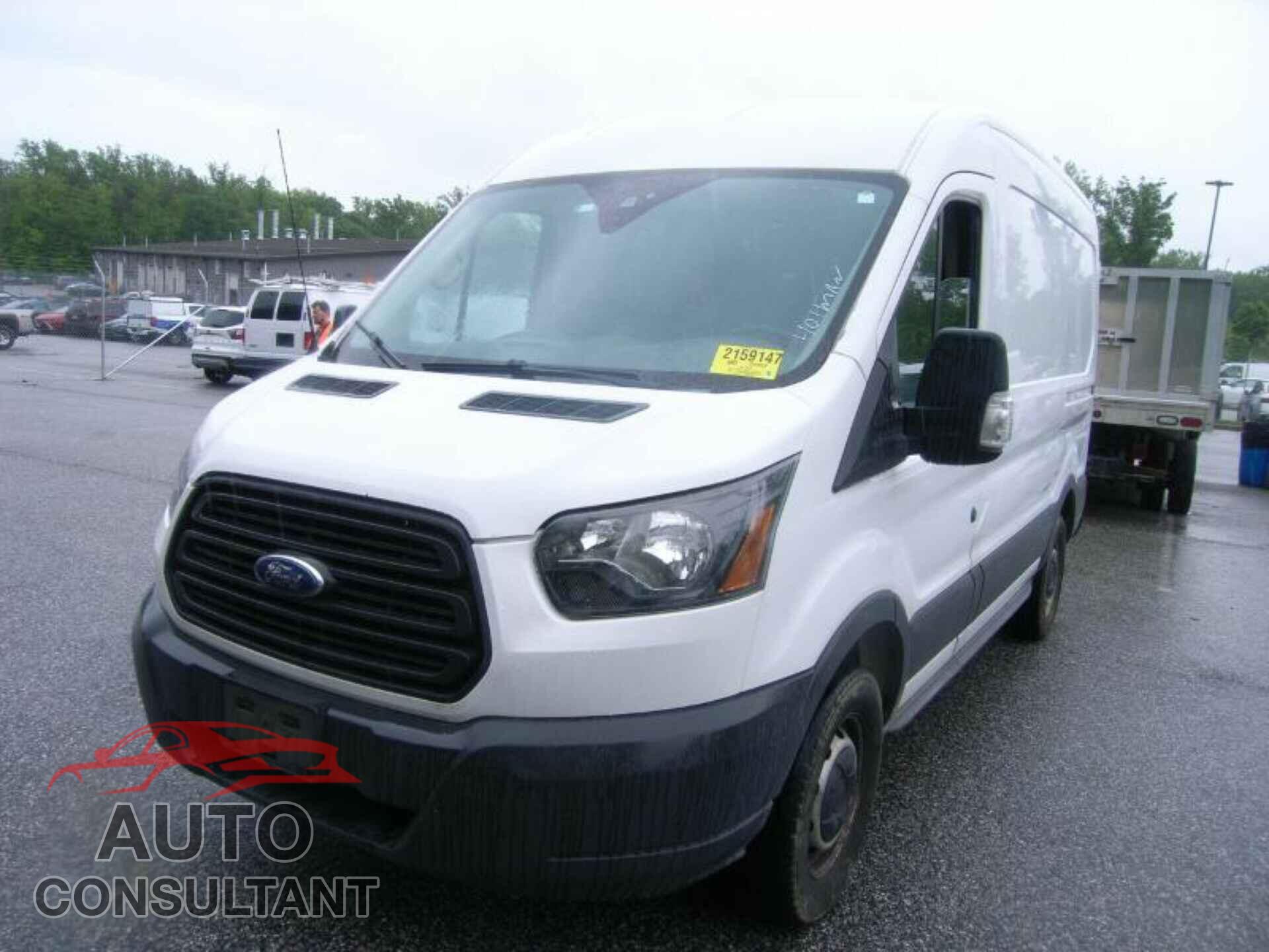 FORD TRANSIT 2017 - 1FTYR1CM8HKB08542