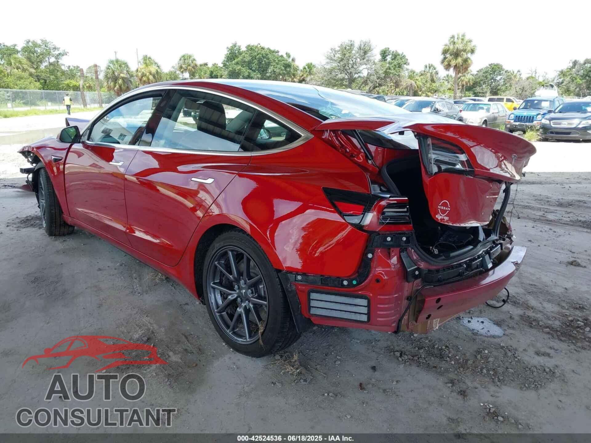 TESLA MODEL 3 2018 - 5YJ3E1EA5JF102743
