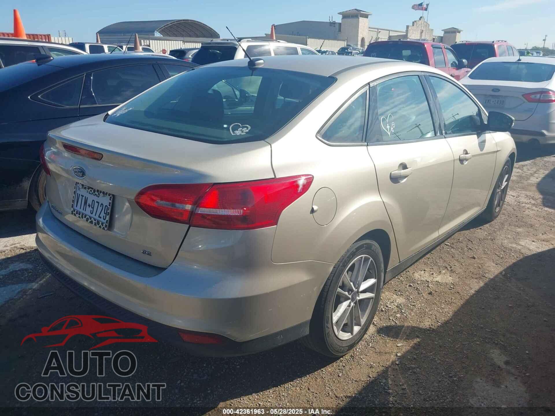 FORD FOCUS 2017 - 1FADP3F20HL291901