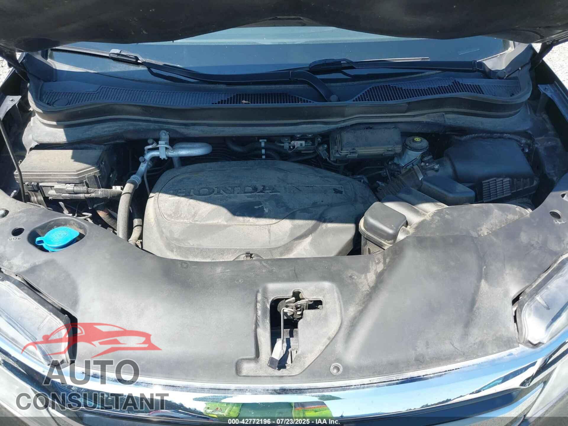 HONDA PILOT 2017 - 5FNYF6H02HB028677