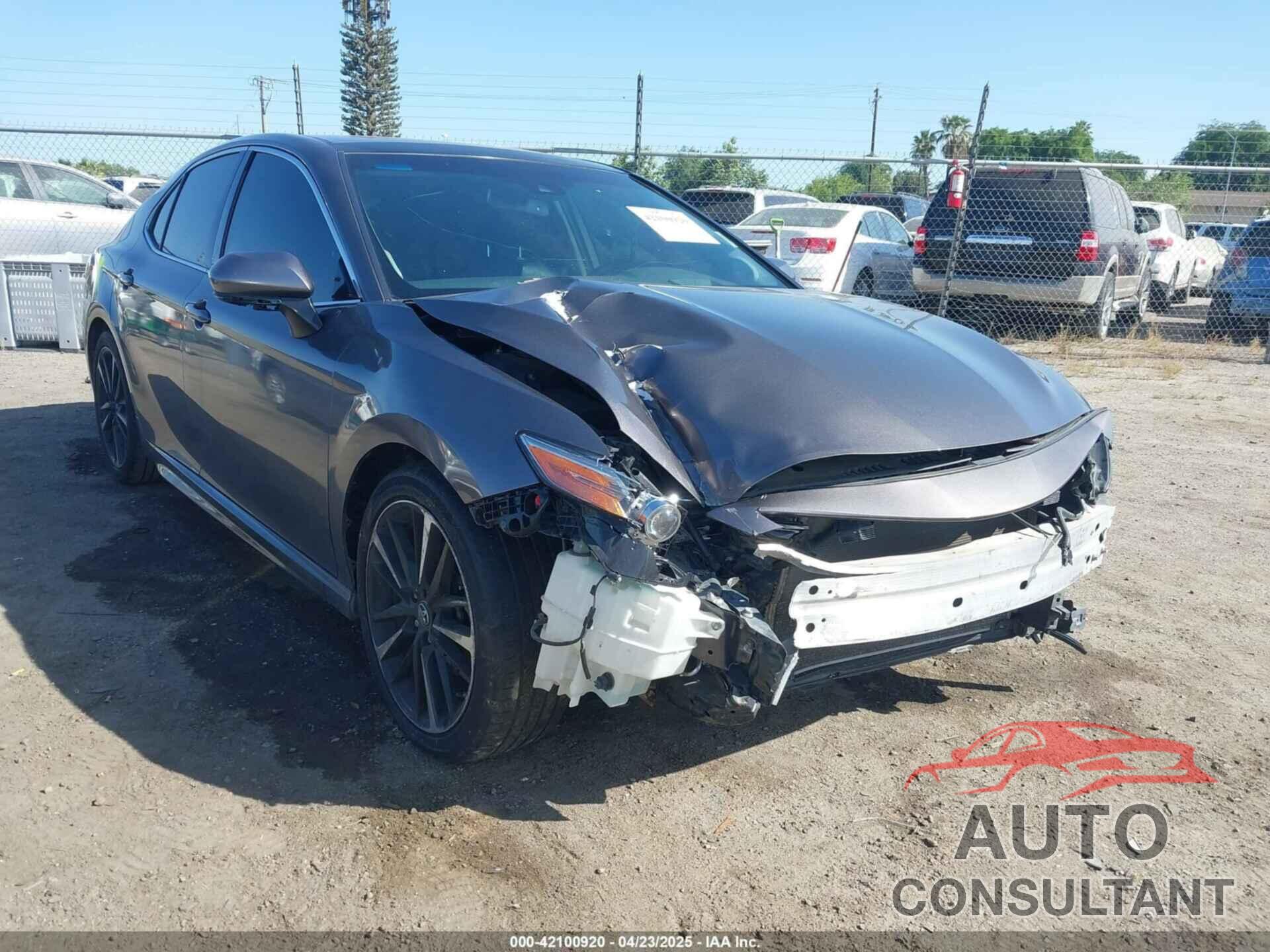 TOYOTA CAMRY 2018 - 4T1BZ1HK8JU021694