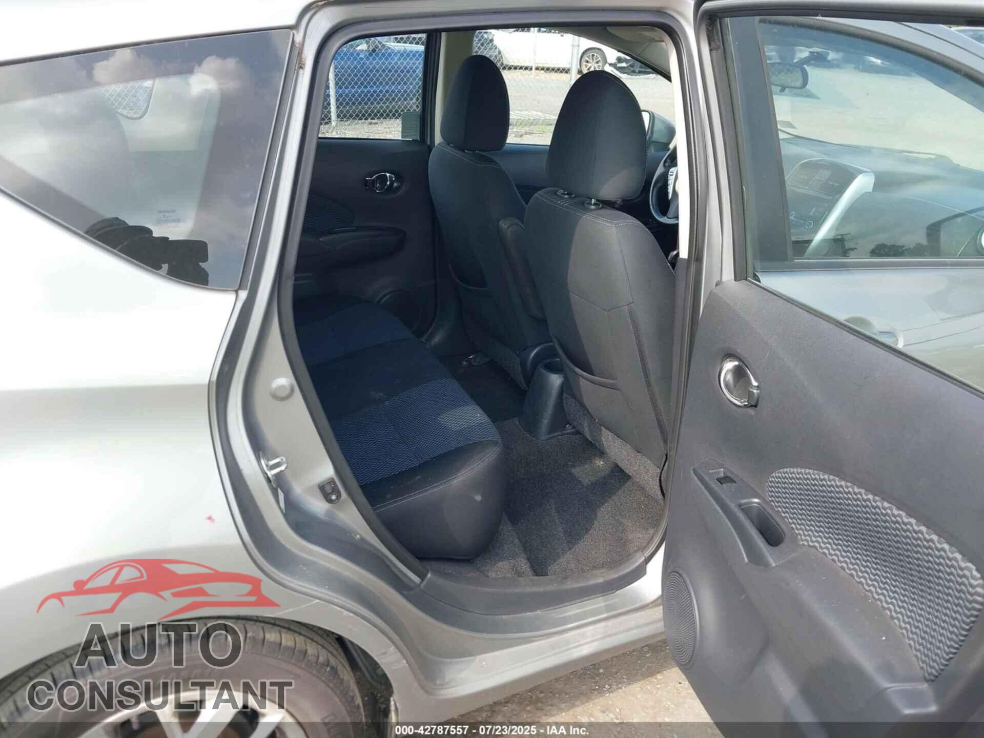 NISSAN VERSA NOTE 2015 - 3N1CE2CP4FL414108