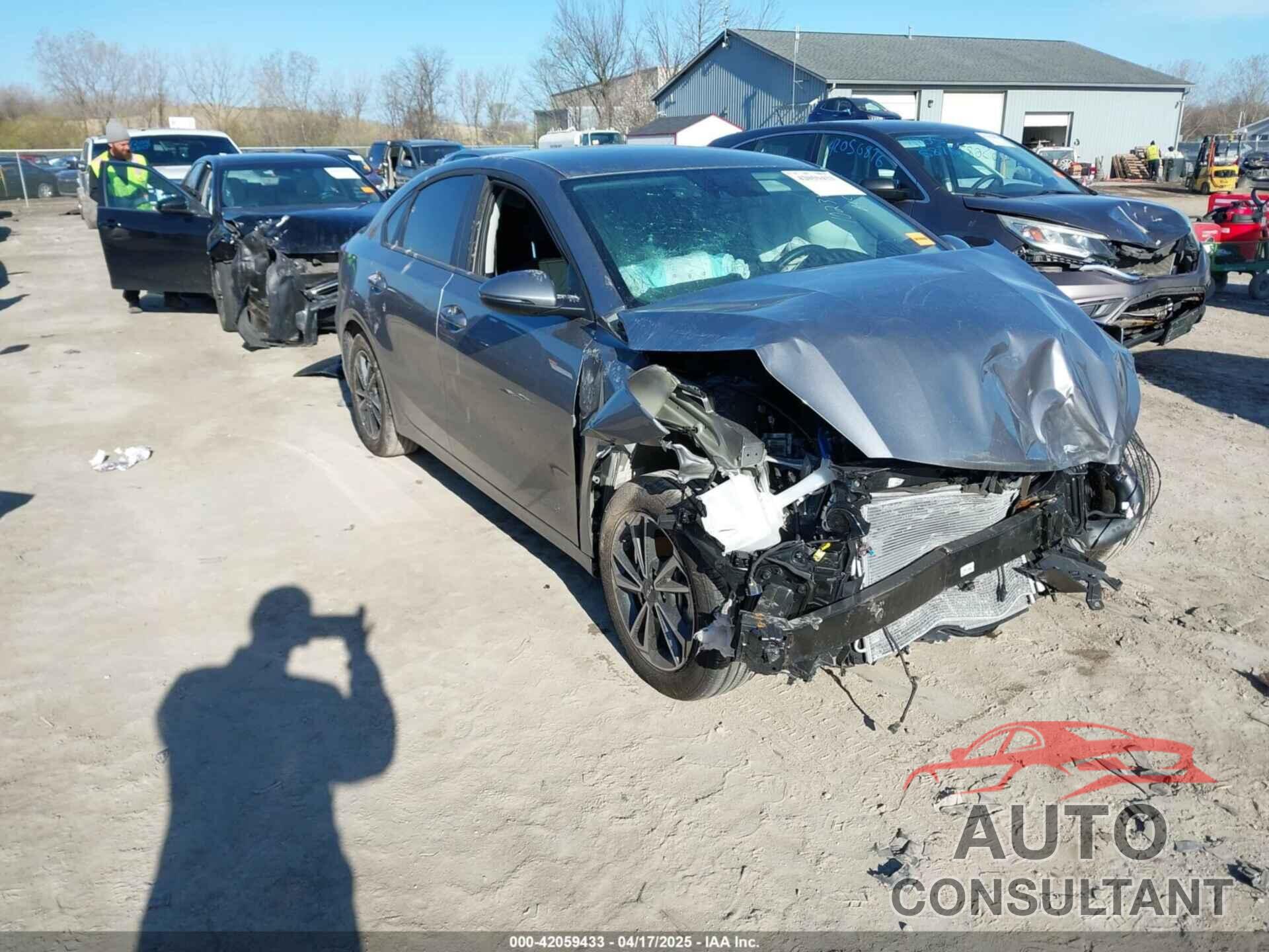 KIA FORTE 2024 - 3KPF24ADXRE802833