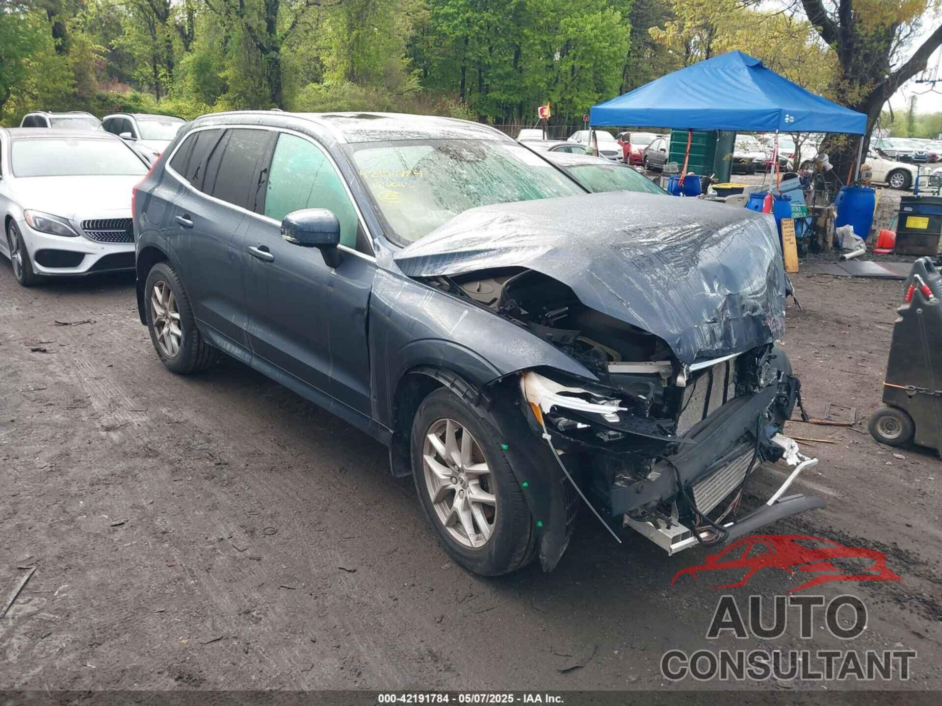 VOLVO XC60 2018 - YV4102RK9J1032135