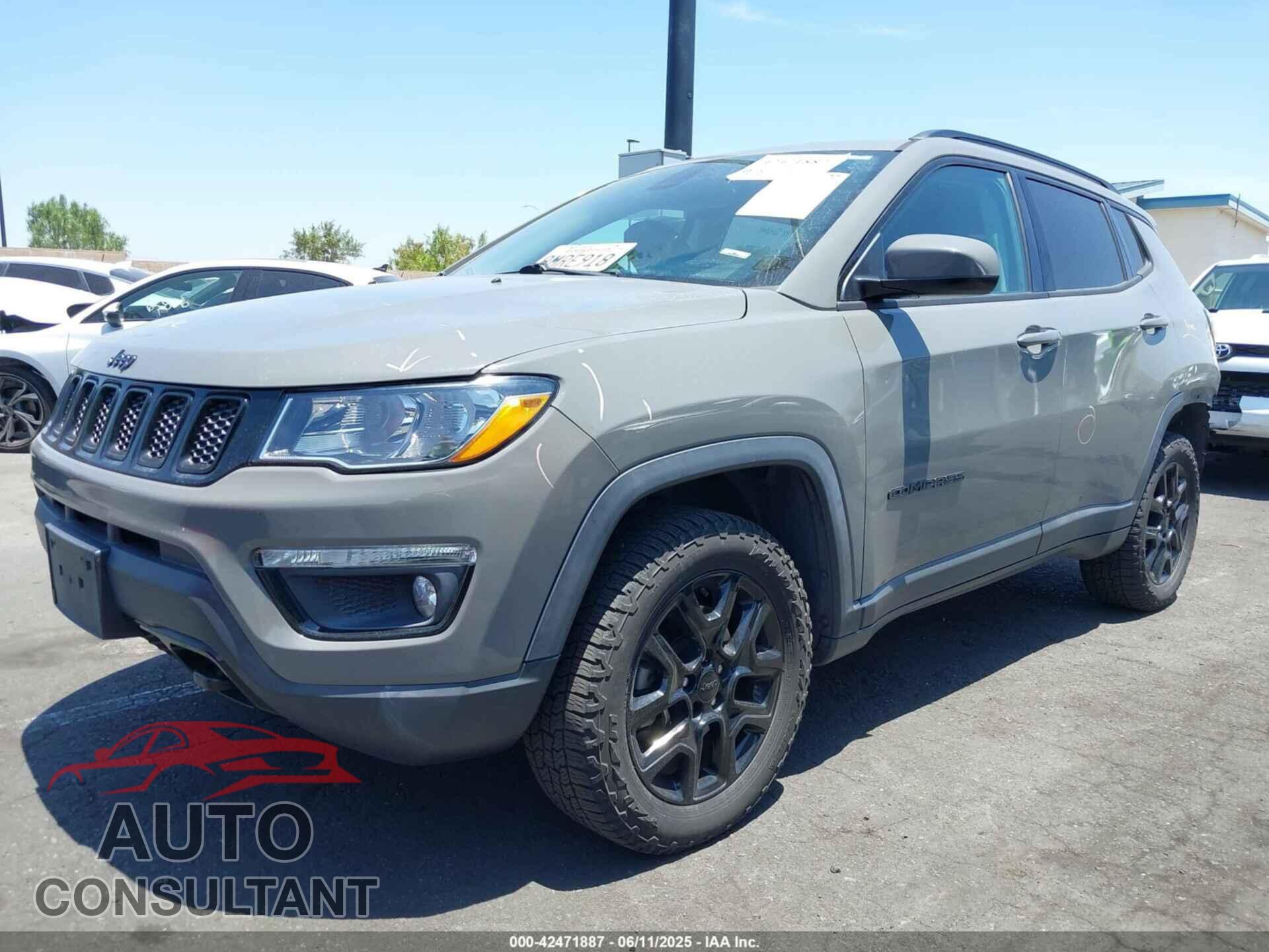JEEP COMPASS 2019 - 3C4NJDAB0KT760803