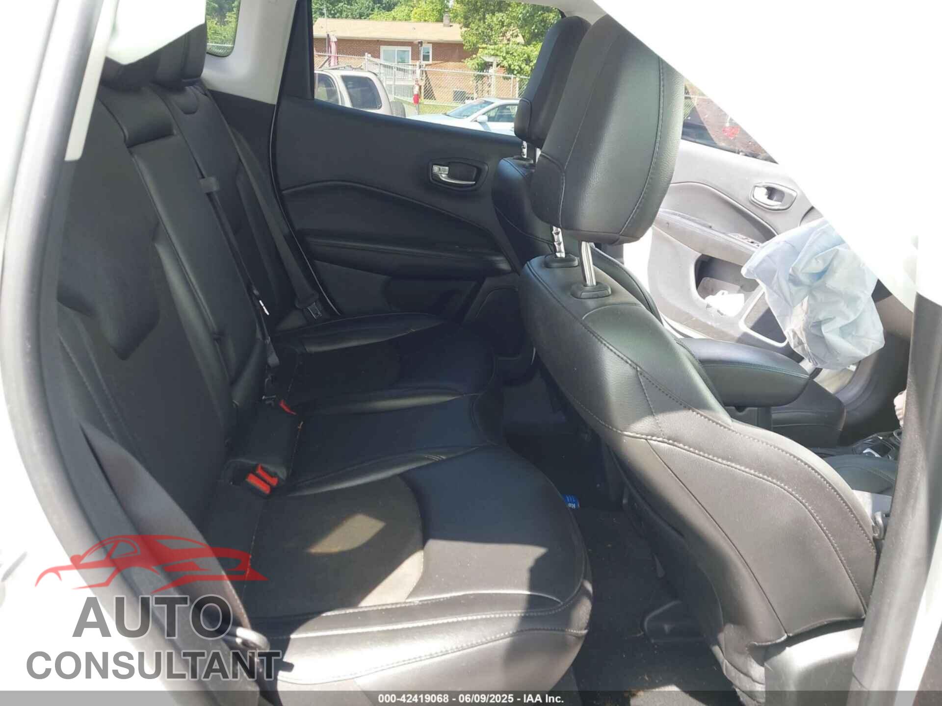 JEEP COMPASS 2021 - 3C4NJDBB7MT586620