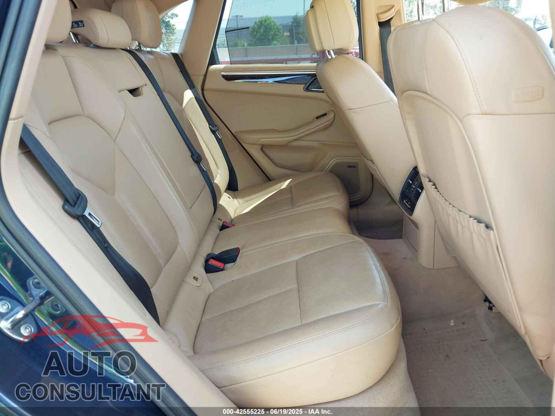 PORSCHE MACAN 2015 - WP1AB2A59FLB50621