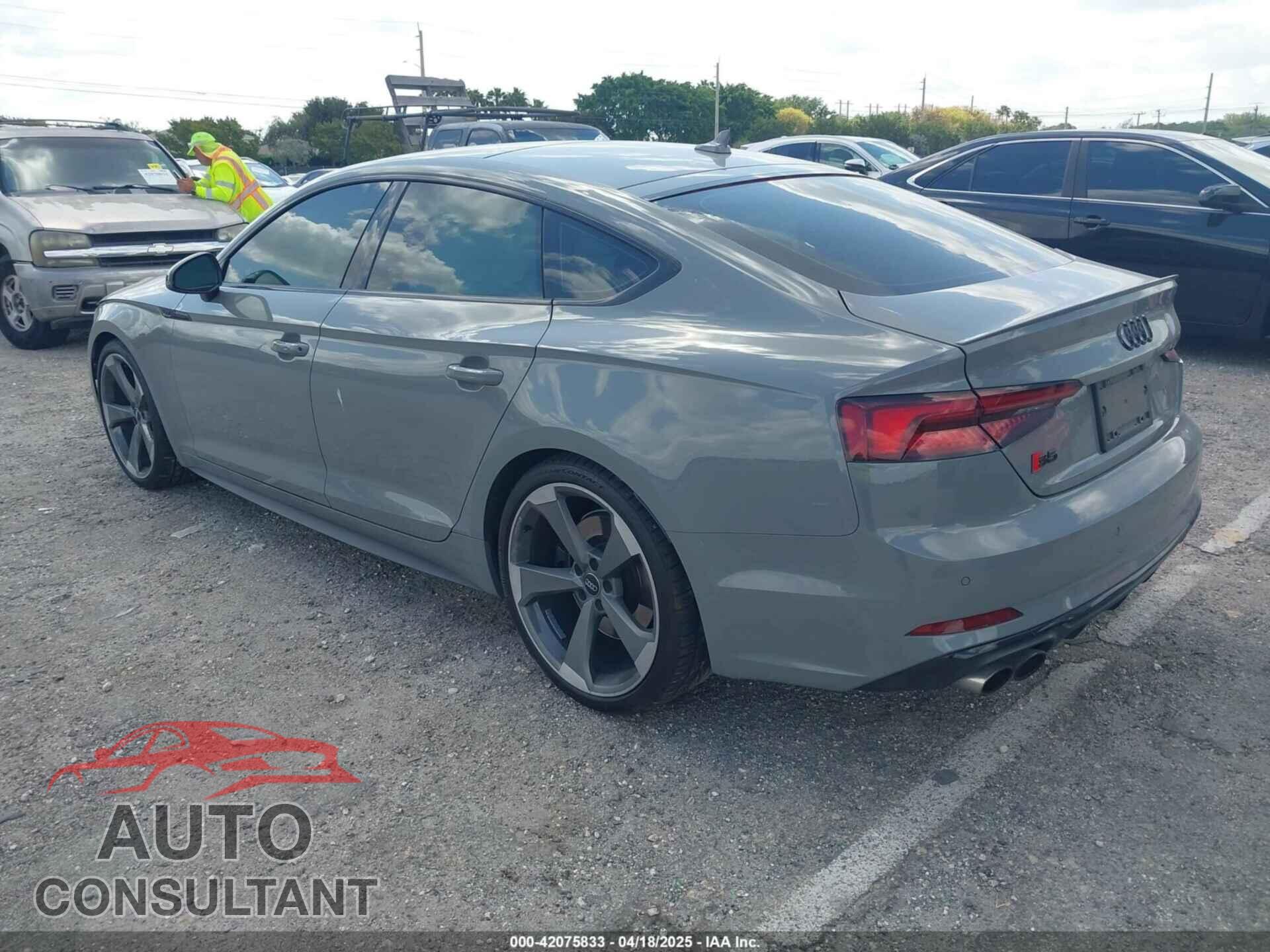 AUDI S5 2019 - WAUB4CF55KA025004