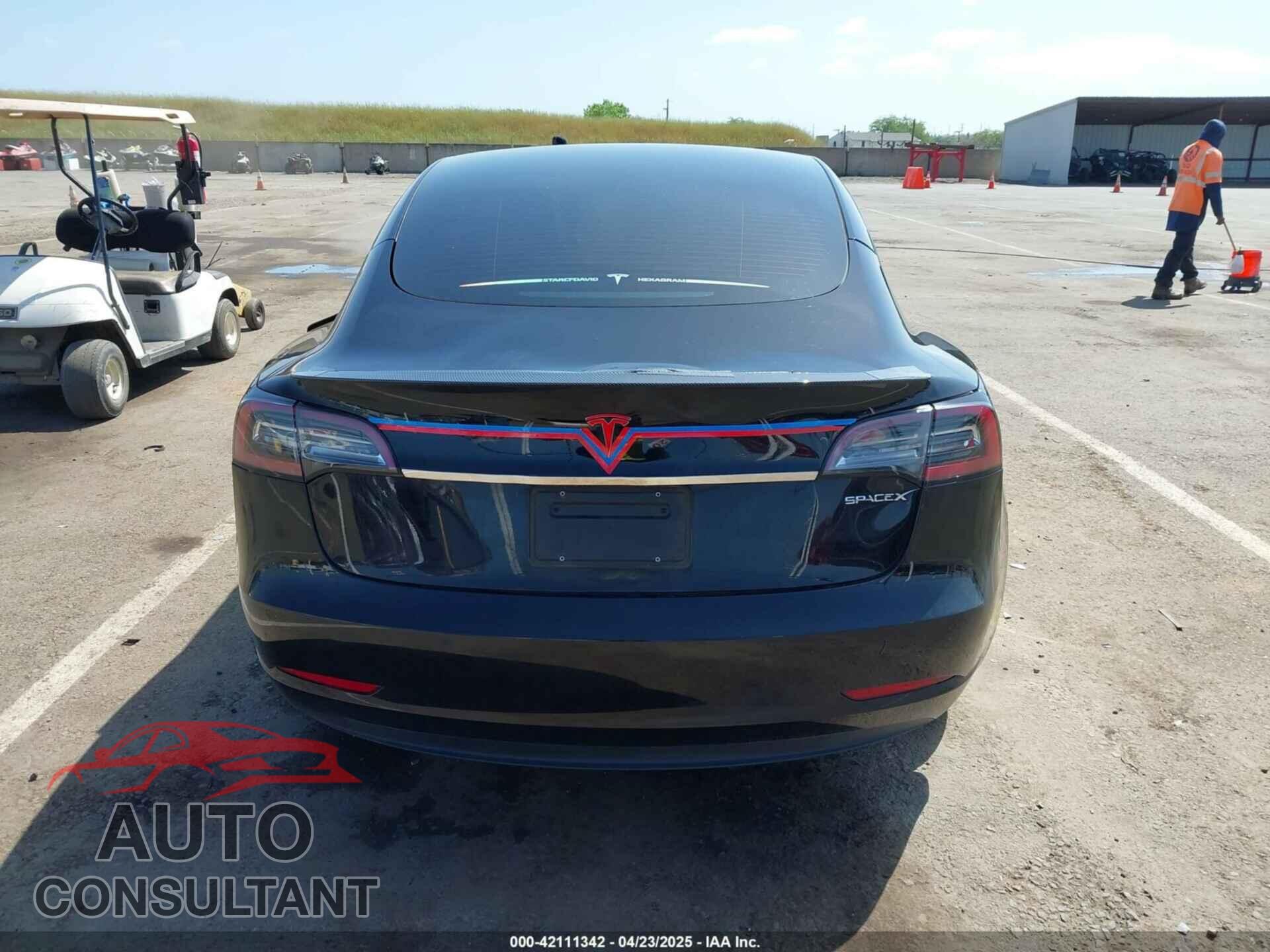 TESLA MODEL 3 2021 - 5YJ3E1EA7MF992425