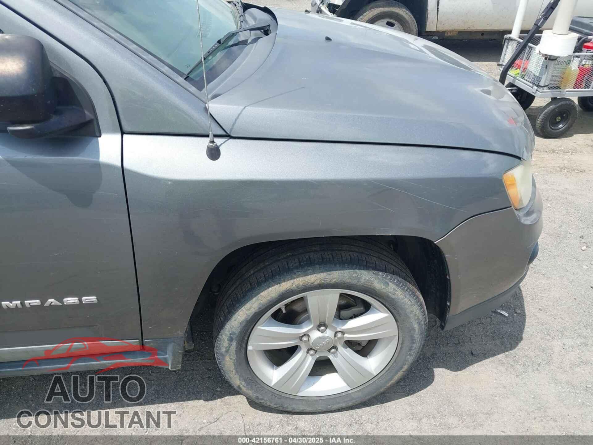 JEEP COMPASS 2011 - 1J4NT1FB4BD246549