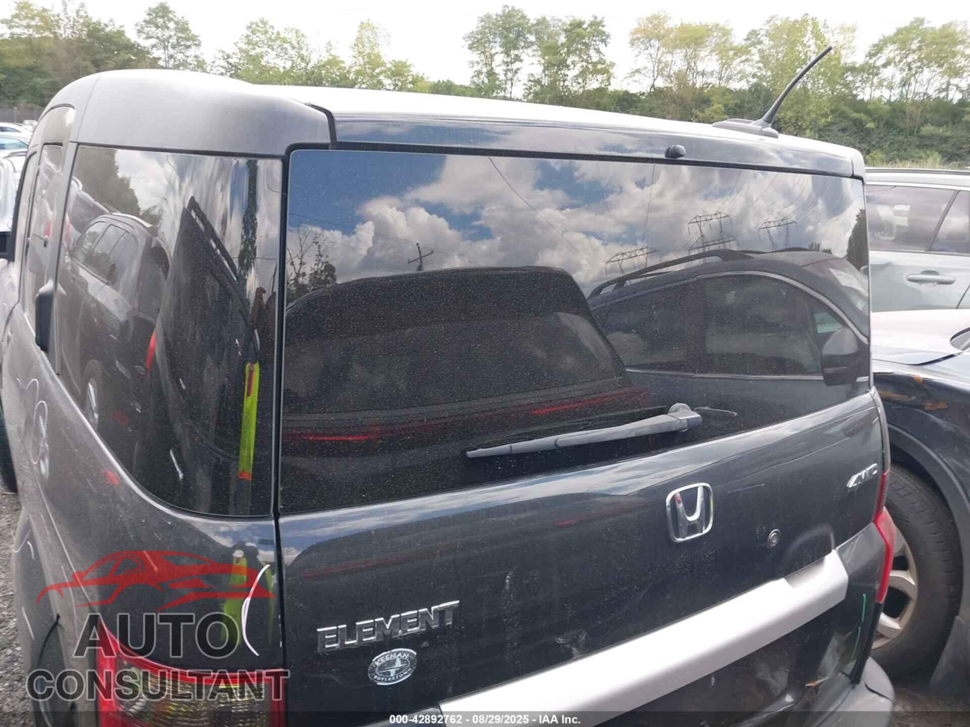 HONDA ELEMENT 2011 - 5J6YH2H74BL001236