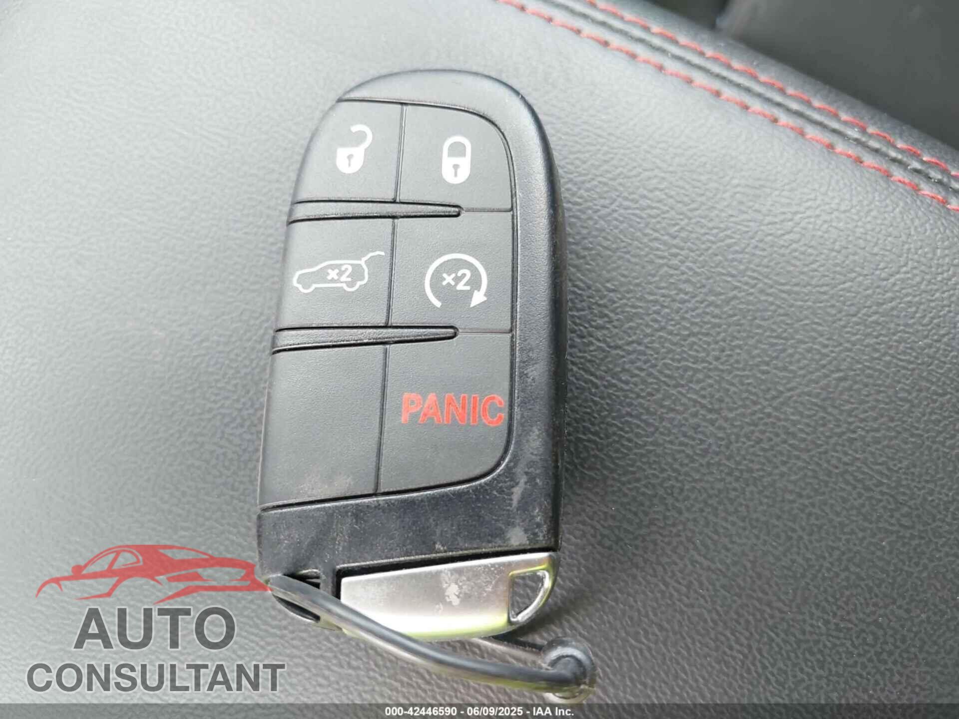 DODGE DURANGO 2025 - 1C4RDJDG2SC534157