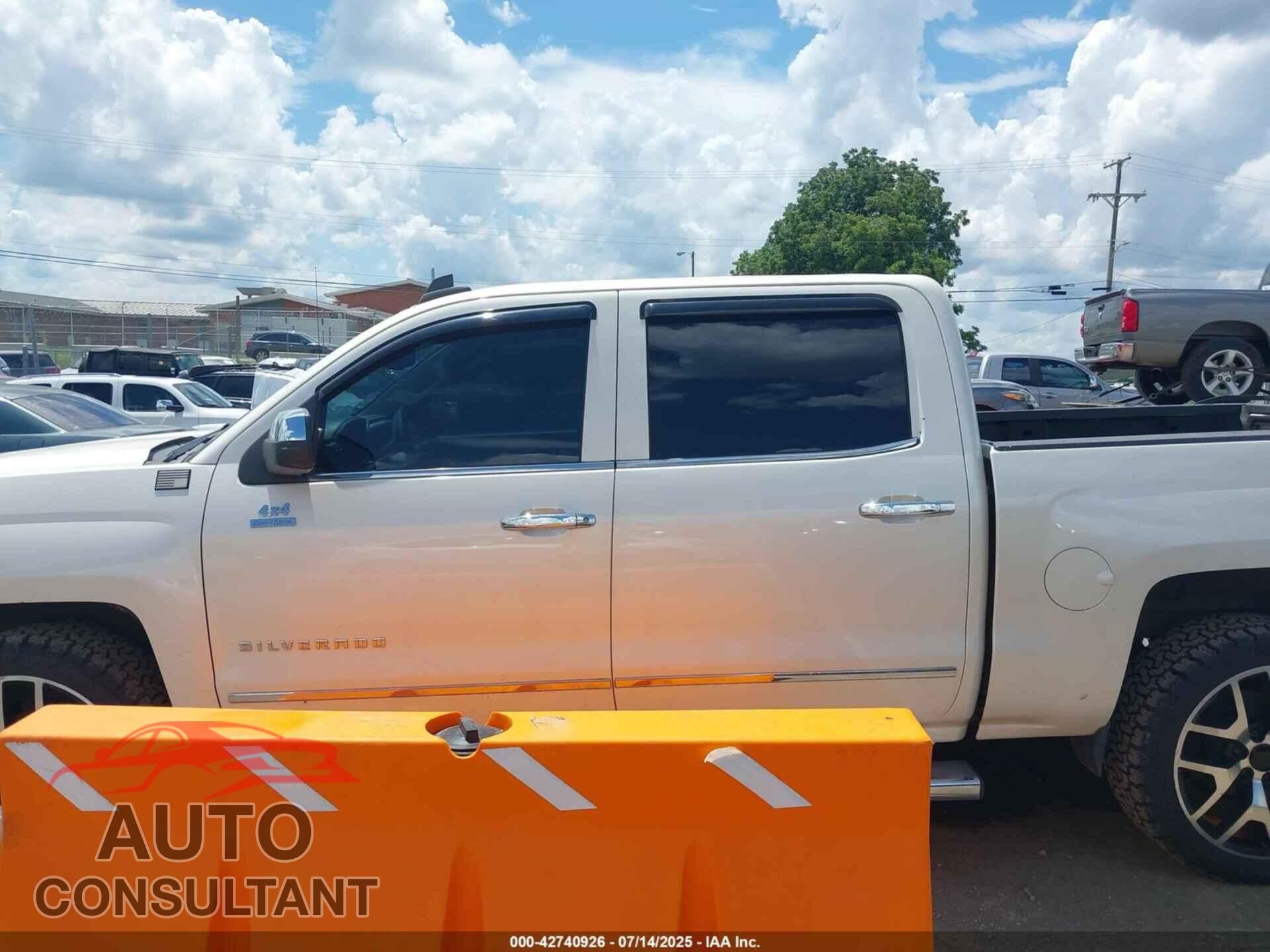 CHEVROLET SILVERADO 1500 2015 - 3GCPCSEC5FG302070