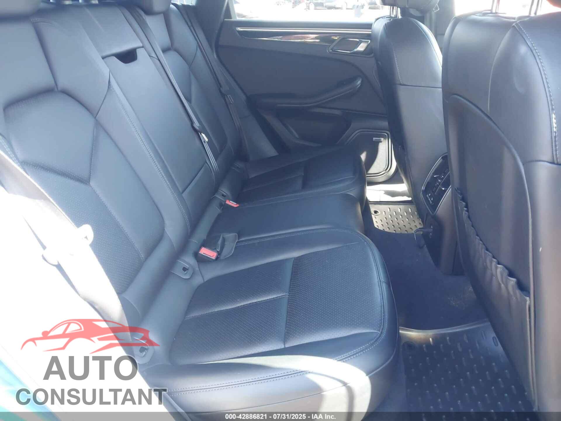 PORSCHE MACAN 2017 - WP1AA2A58HLB07314