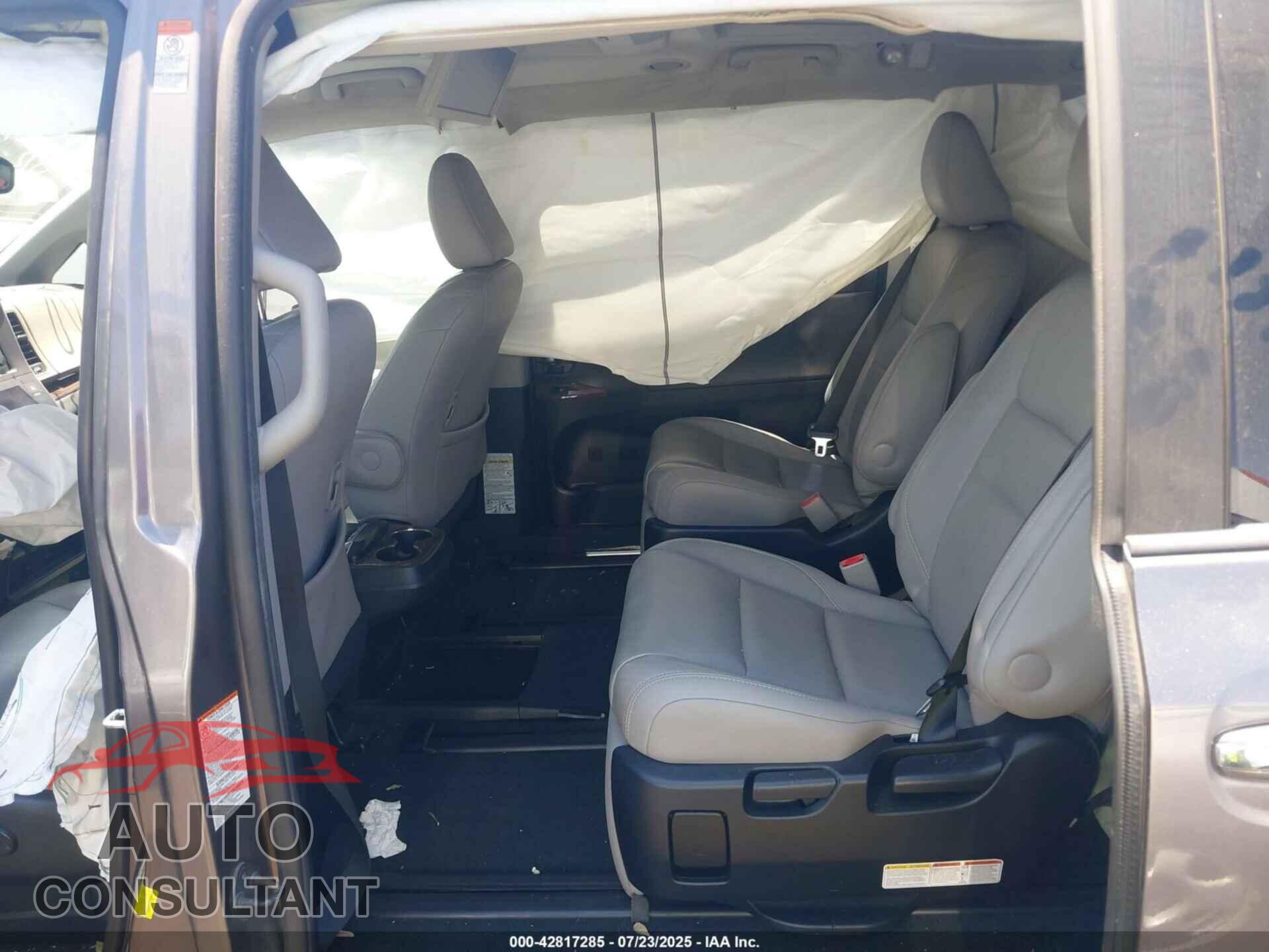 TOYOTA SIENNA 2015 - 5TDYK3DCXFS625384