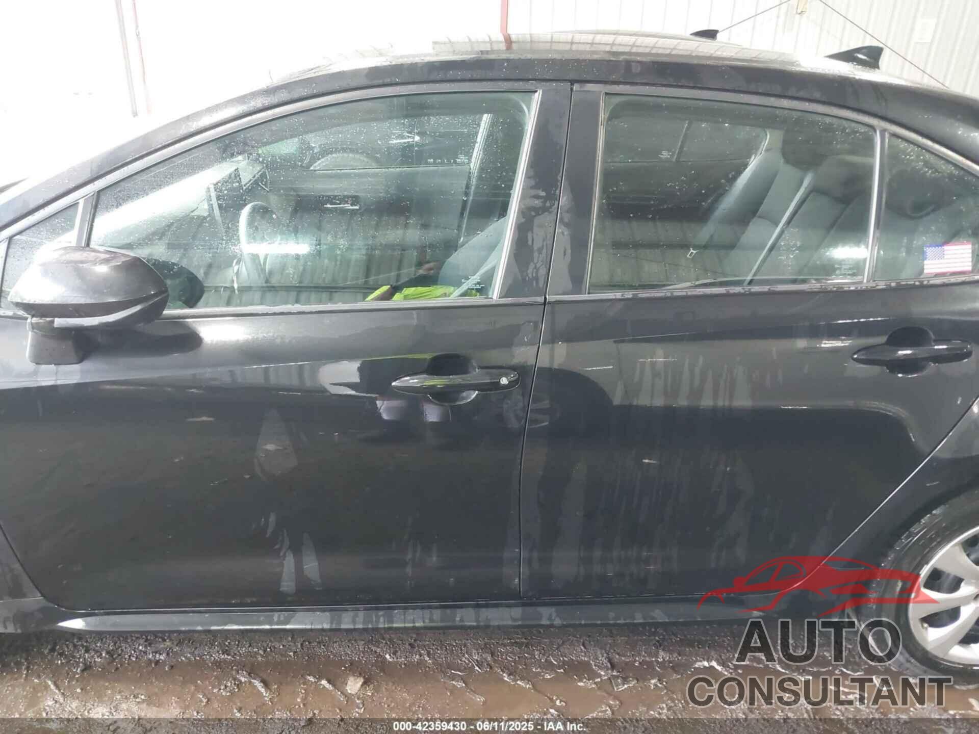 TOYOTA COROLLA 2021 - 5YFEPMAE5MP238182