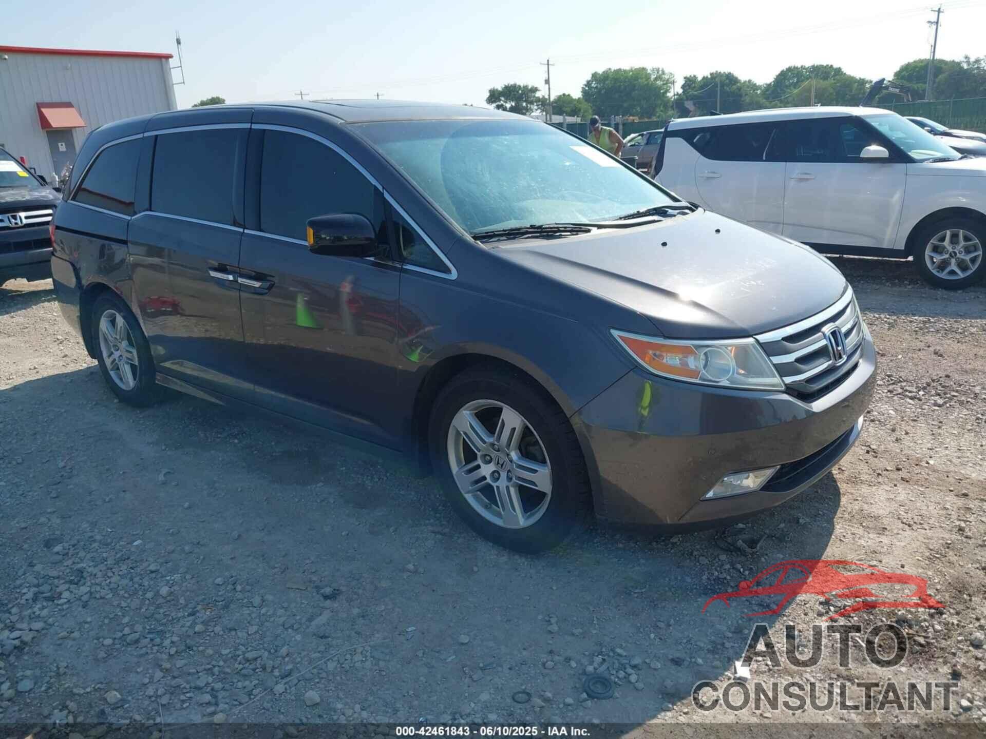 HONDA ODYSSEY 2013 - 5FNRL5H98DB080296