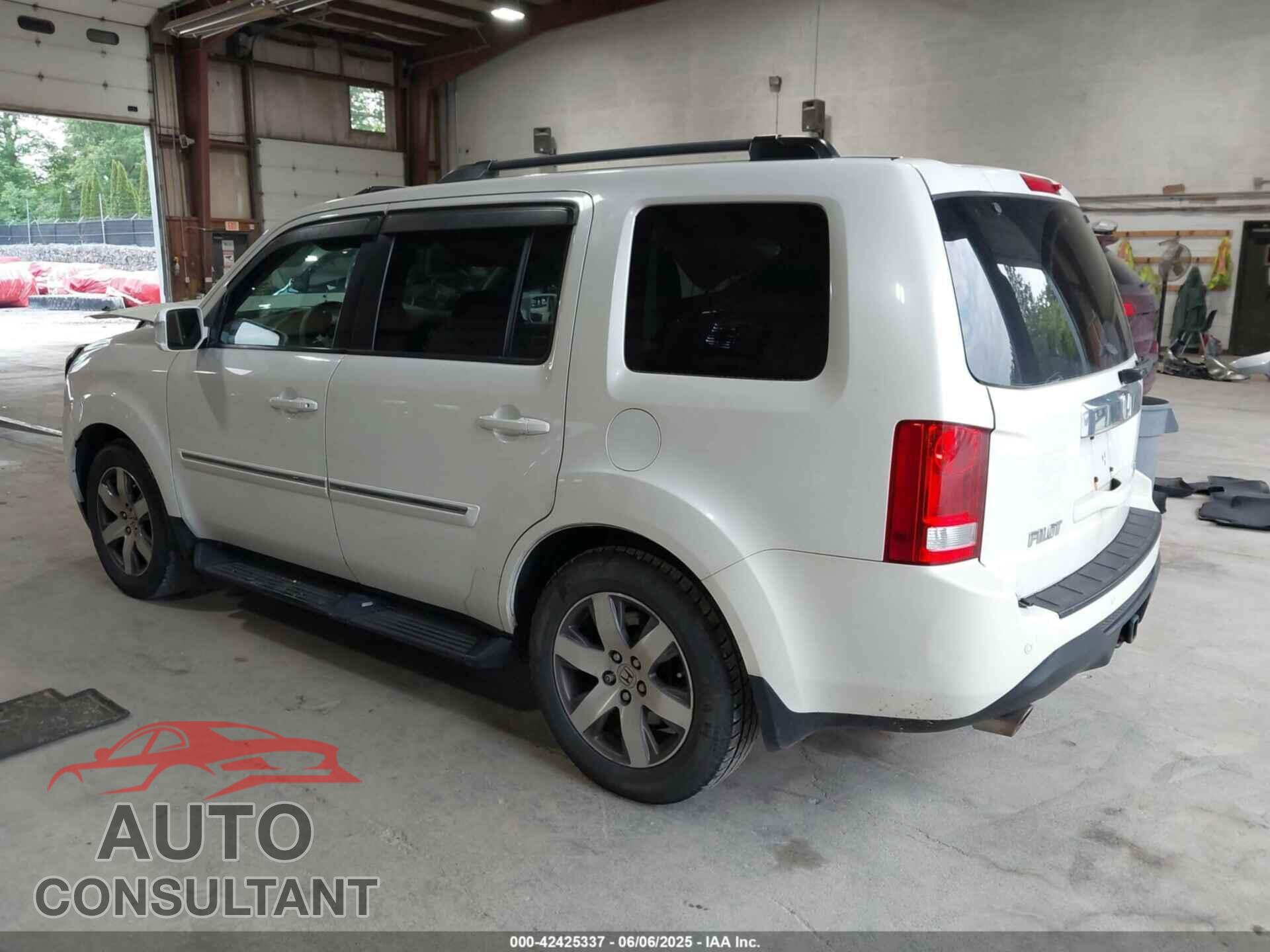 HONDA PILOT 2014 - 5FNYF4H98EB047975