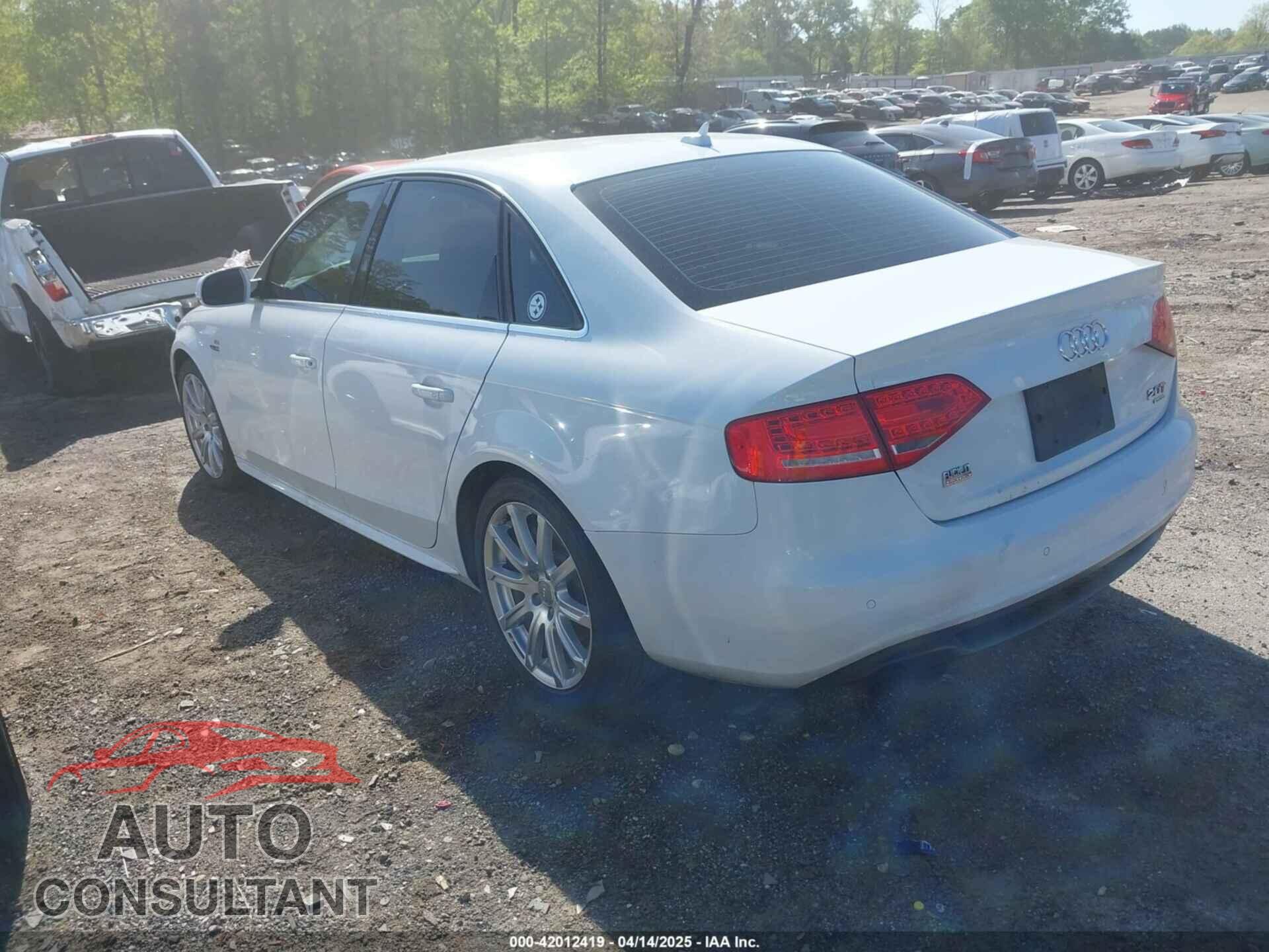 AUDI A4 2012 - WAUKFAFL9CN014823