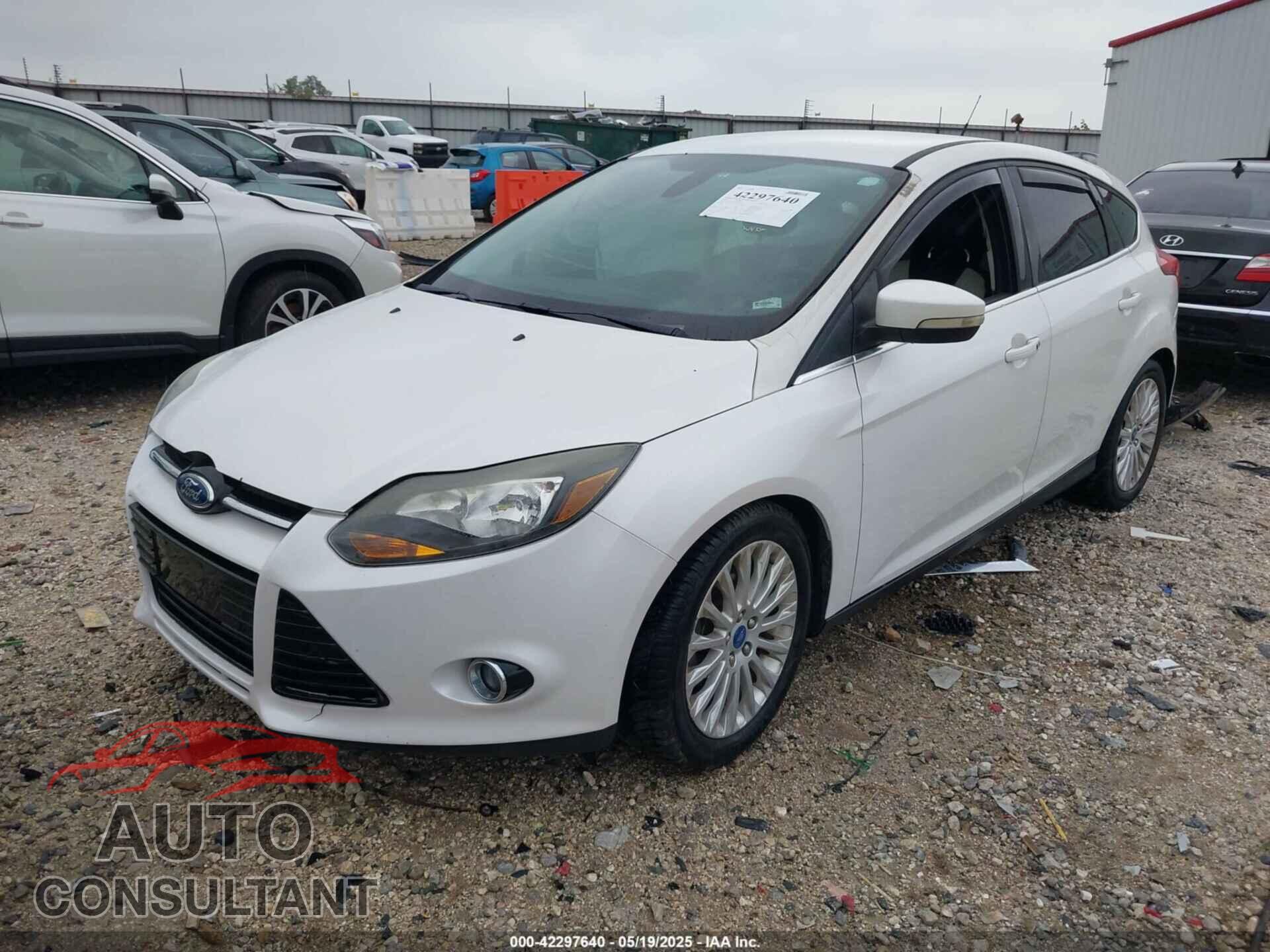 FORD FOCUS 2012 - 1FAHP3N20CL262409