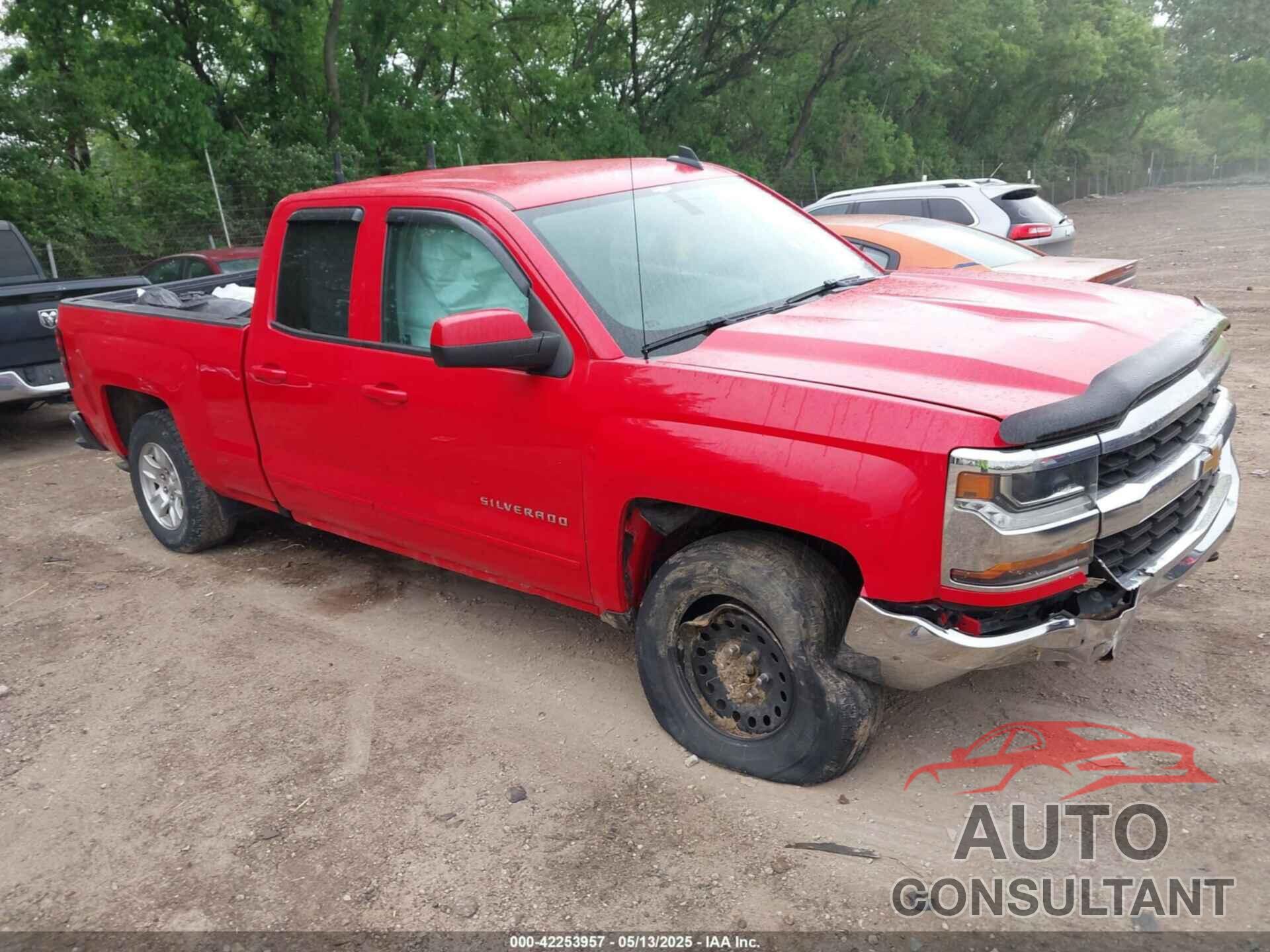 CHEVROLET SILVERADO 1500 2018 - 1GCVKREC9JZ164674