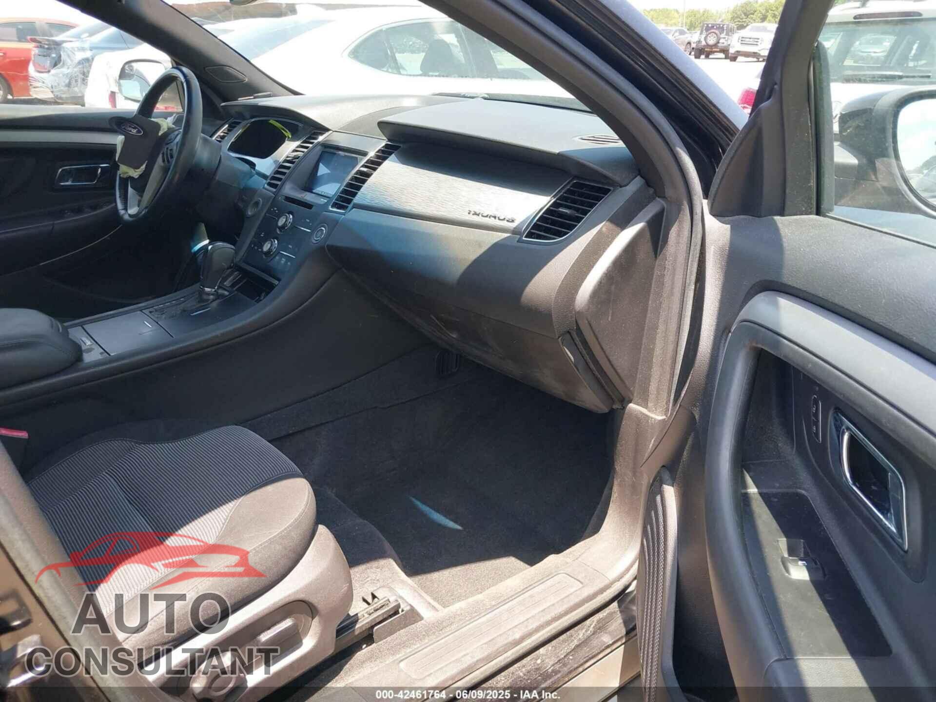 FORD TAURUS 2013 - 1FAHP2E86DG116072