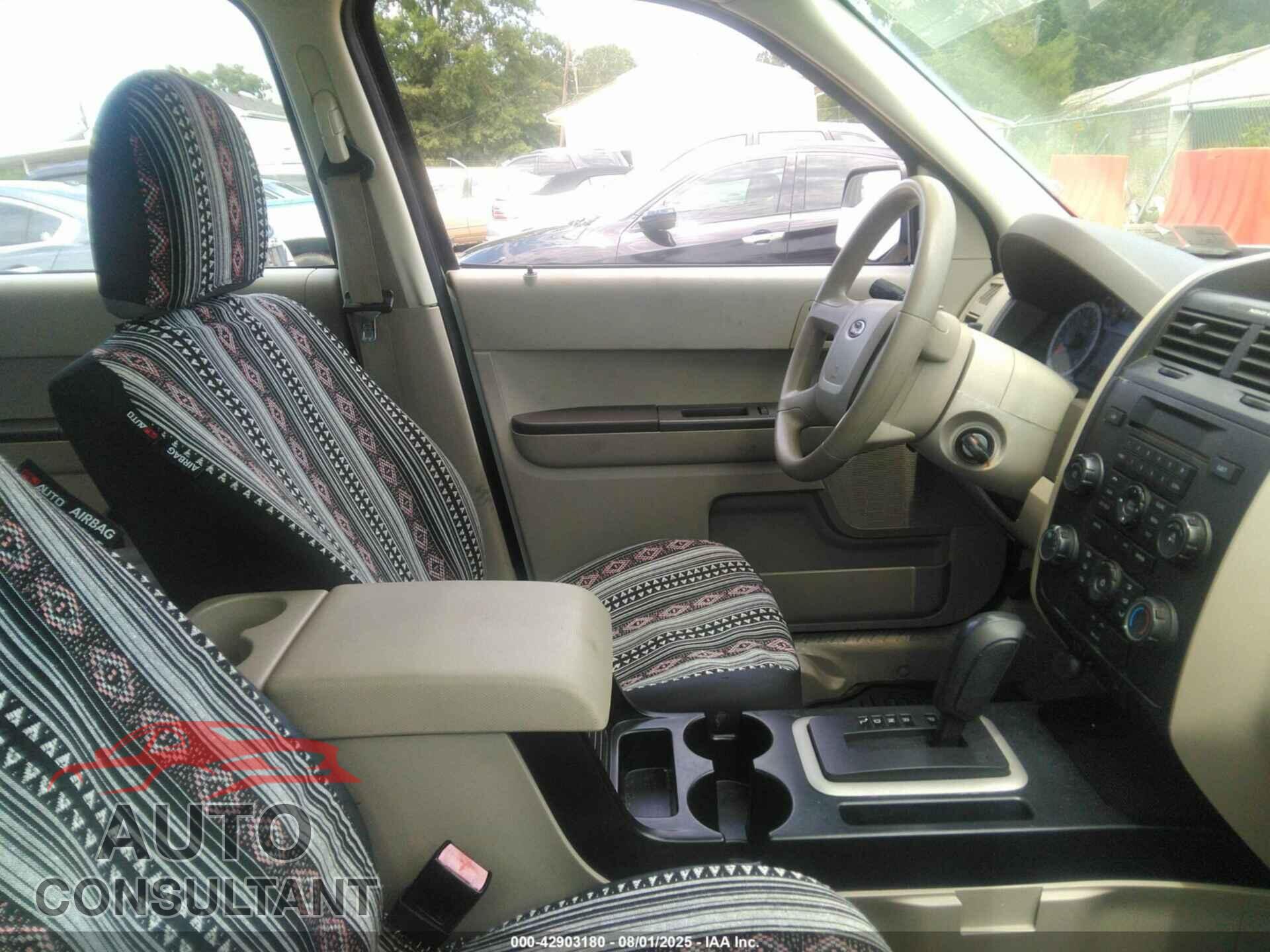 FORD ESCAPE 2011 - 1FMCU0C76BKA09377
