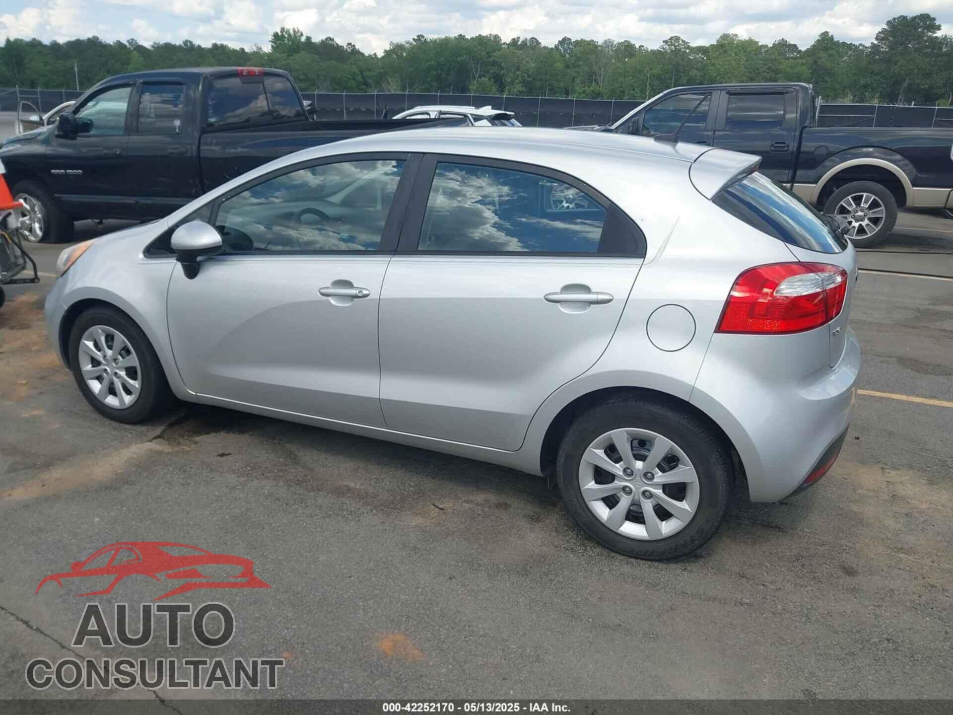KIA RIO 2014 - KNADM5A36E6420004