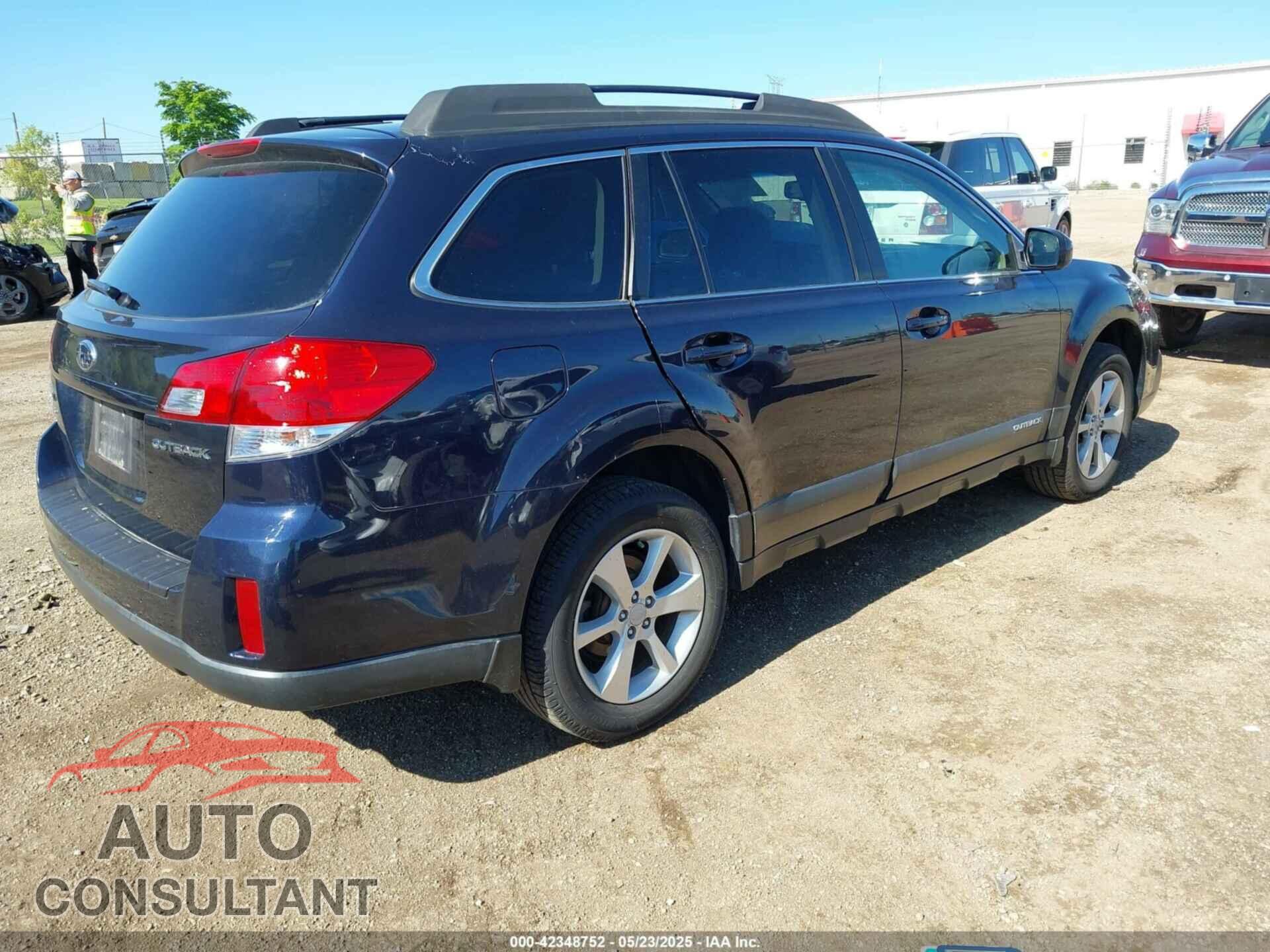 SUBARU OUTBACK 2013 - 4S4BRCCC4D3260634