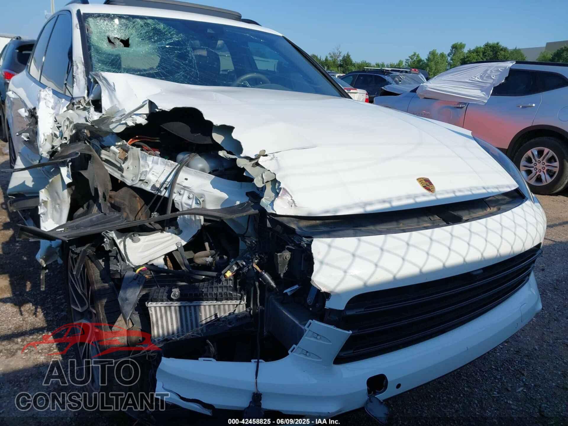 PORSCHE CAYENNE 2021 - WP1AA2AYXMDA09268