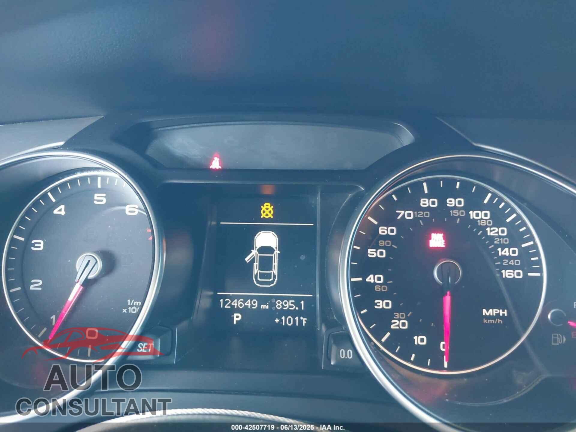 AUDI A5 2013 - WAUCFAFR6DA038224