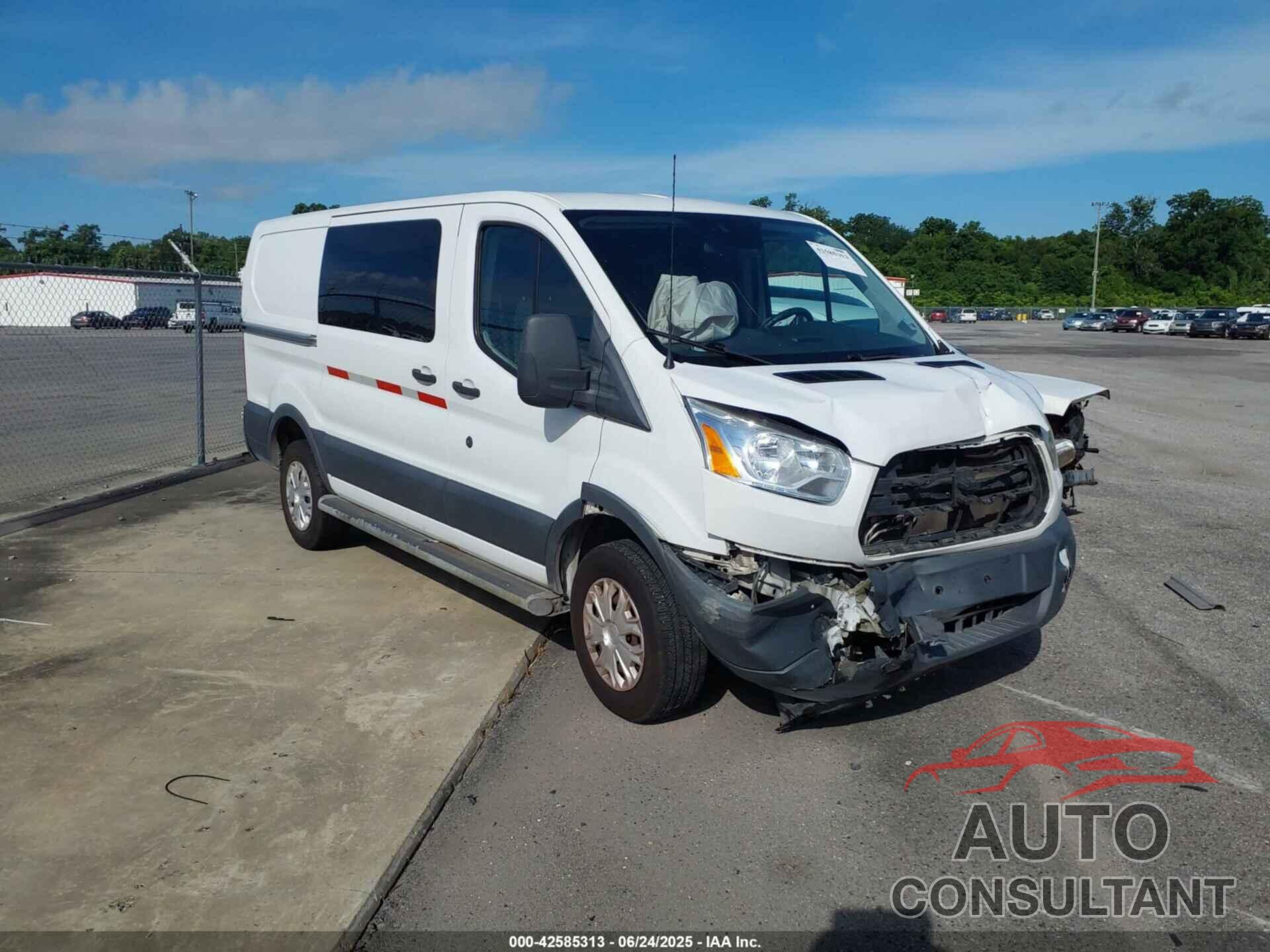 FORD TRANSIT-250 2018 - 1FTYR1YM0JKA92299