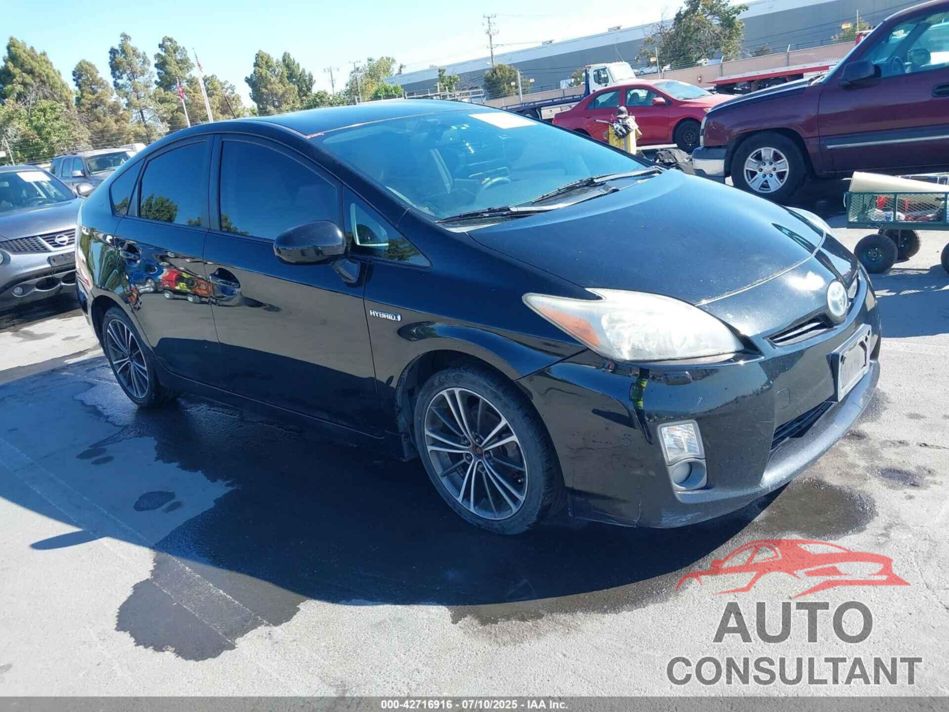 TOYOTA PRIUS 2011 - JTDKN3DU8B0319237