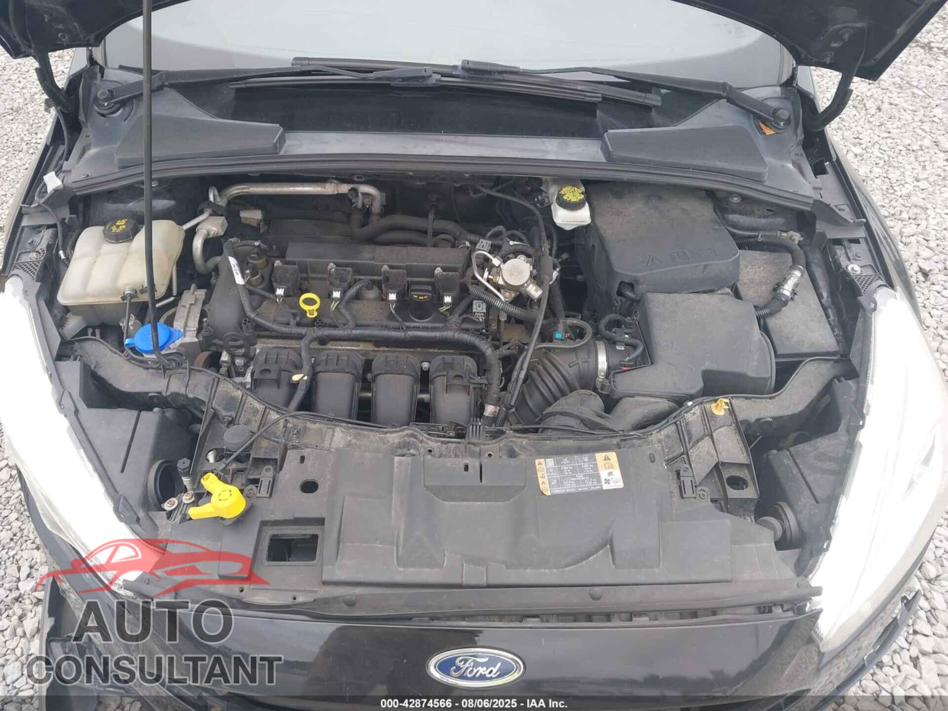 FORD FOCUS 2018 - 1FADP3K29JL210227