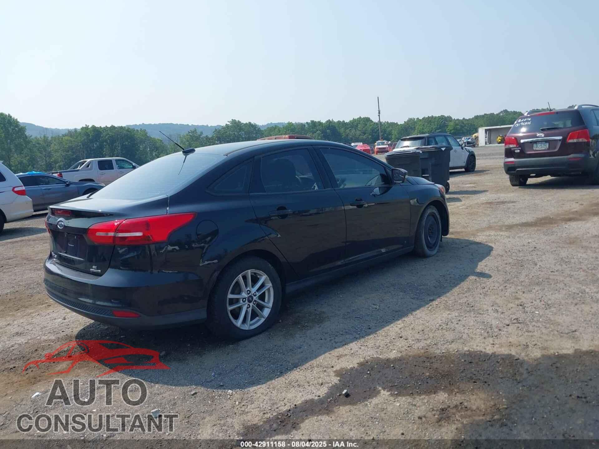FORD FOCUS 2016 - 1FADP3F27GL376636