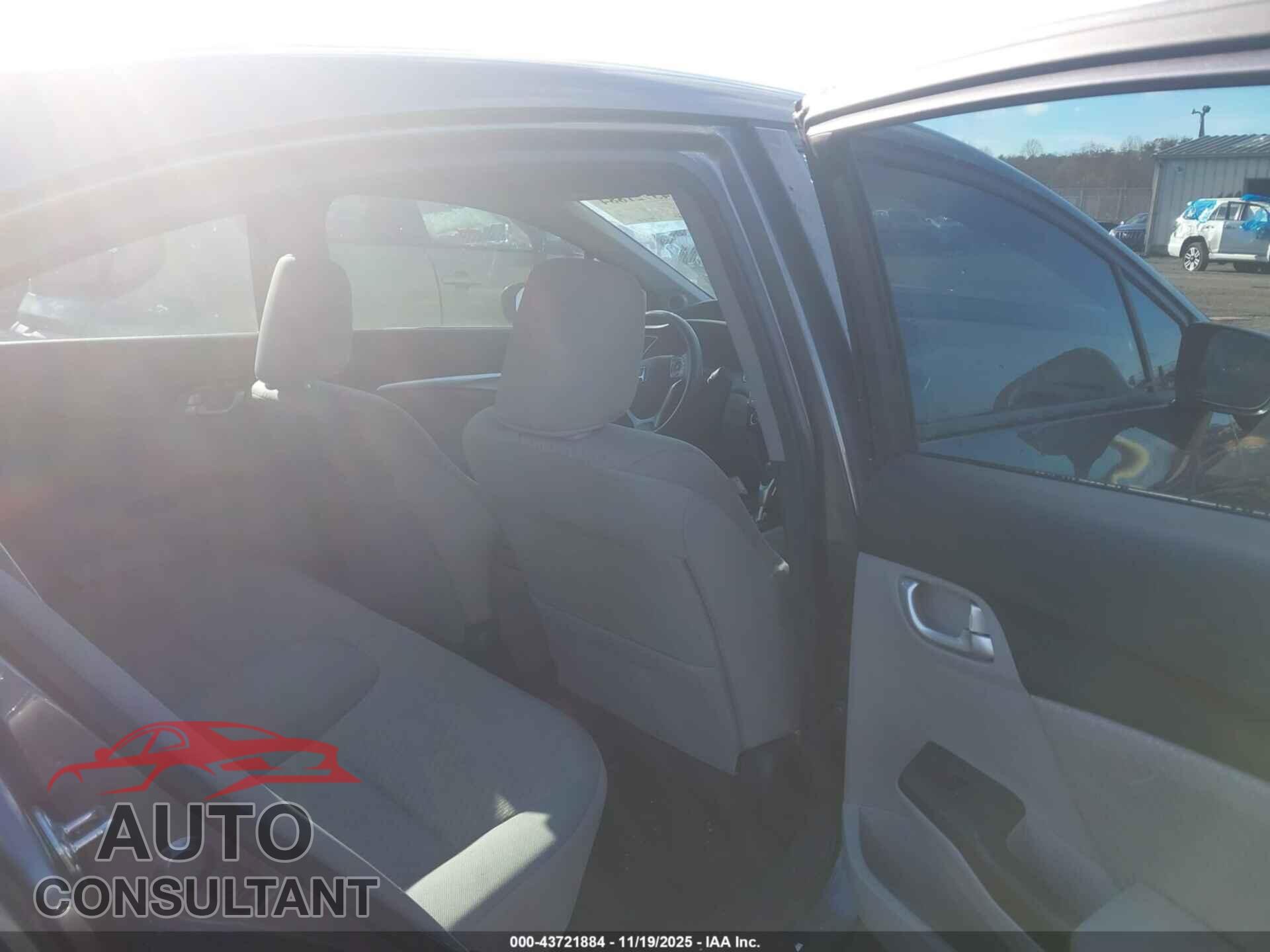 HONDA CIVIC 2015 - 19XFB2F88FE048827